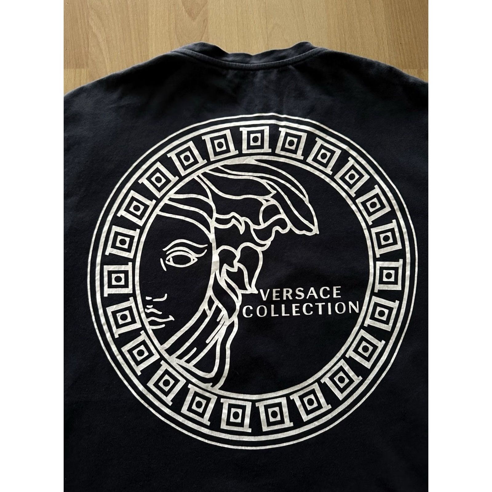 Vintage Versace Collection Shirt Mens M Carbon Graphic Print Tee Crew Neck Short Sleeve Art Designer USA 20.25 chest 27.75 length Size US M / EU 48-50 / 2 - 3 Thumbnail