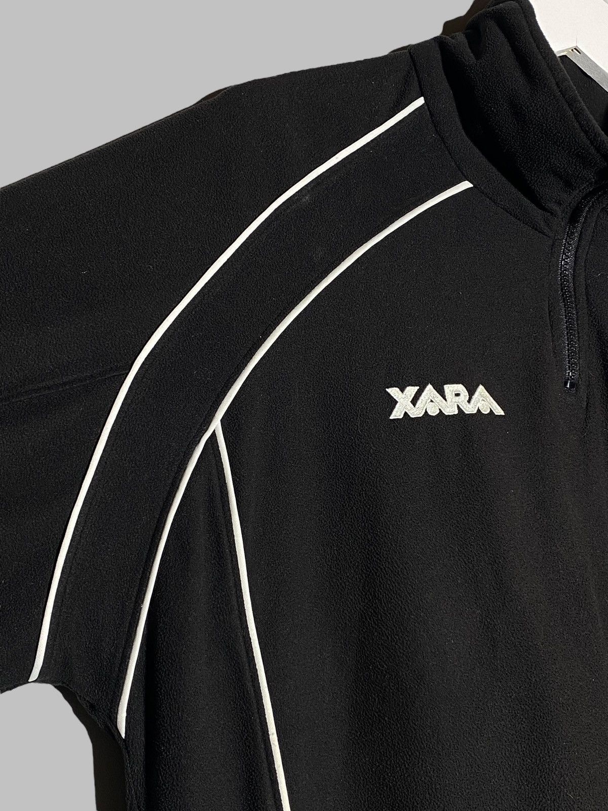 Vintage 🔥 VINTAGE SWINDON TOWN F.C. XARA FLEECE 1/4 ZIP SOCFER VIBES Size US XL / EU 56 / 4 - 5 Thumbnail