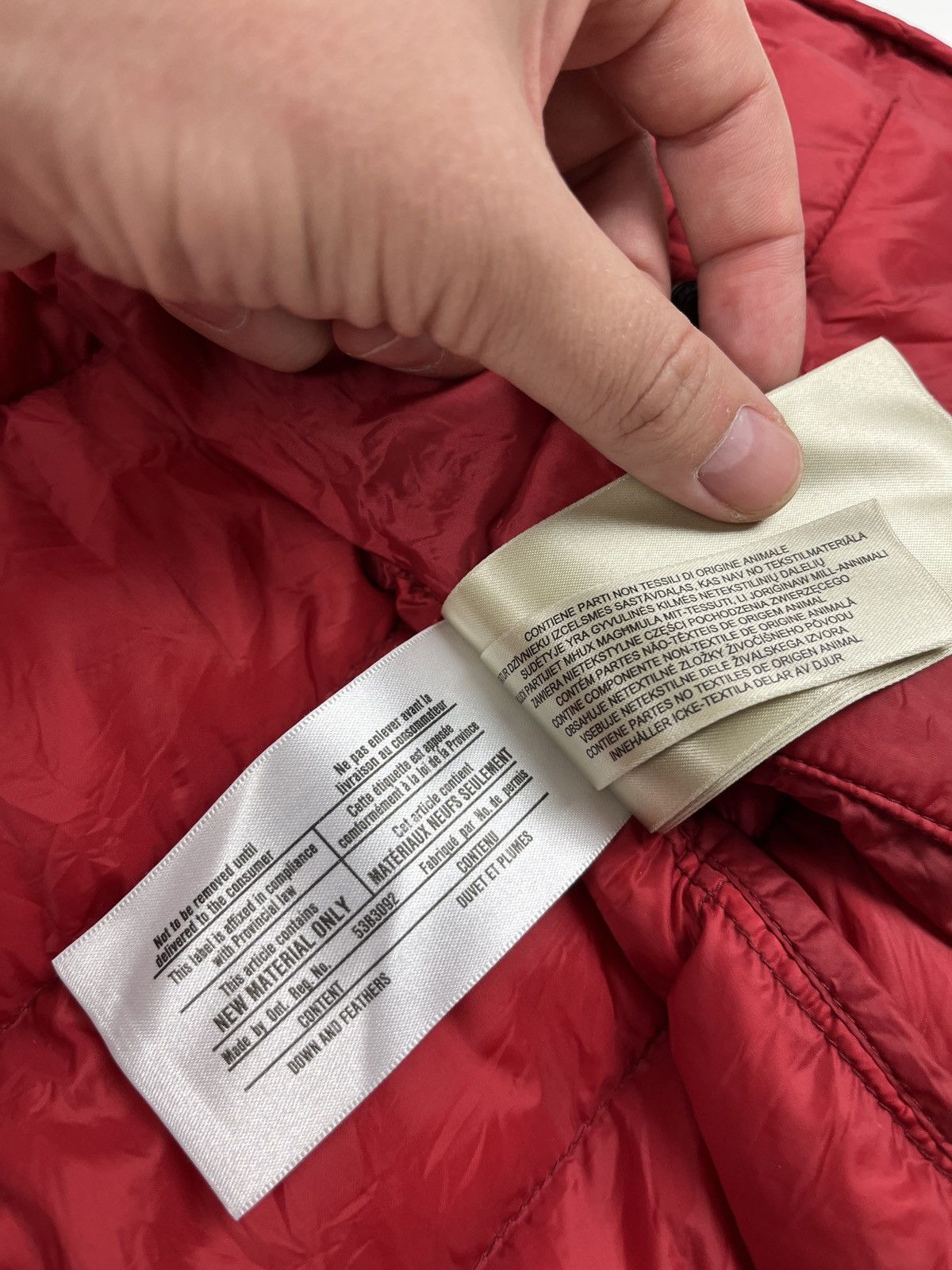 Burberry Burberry Brit Down Puffer Hooded Vest Size US S / EU 44-46 / 1 - 18 Thumbnail