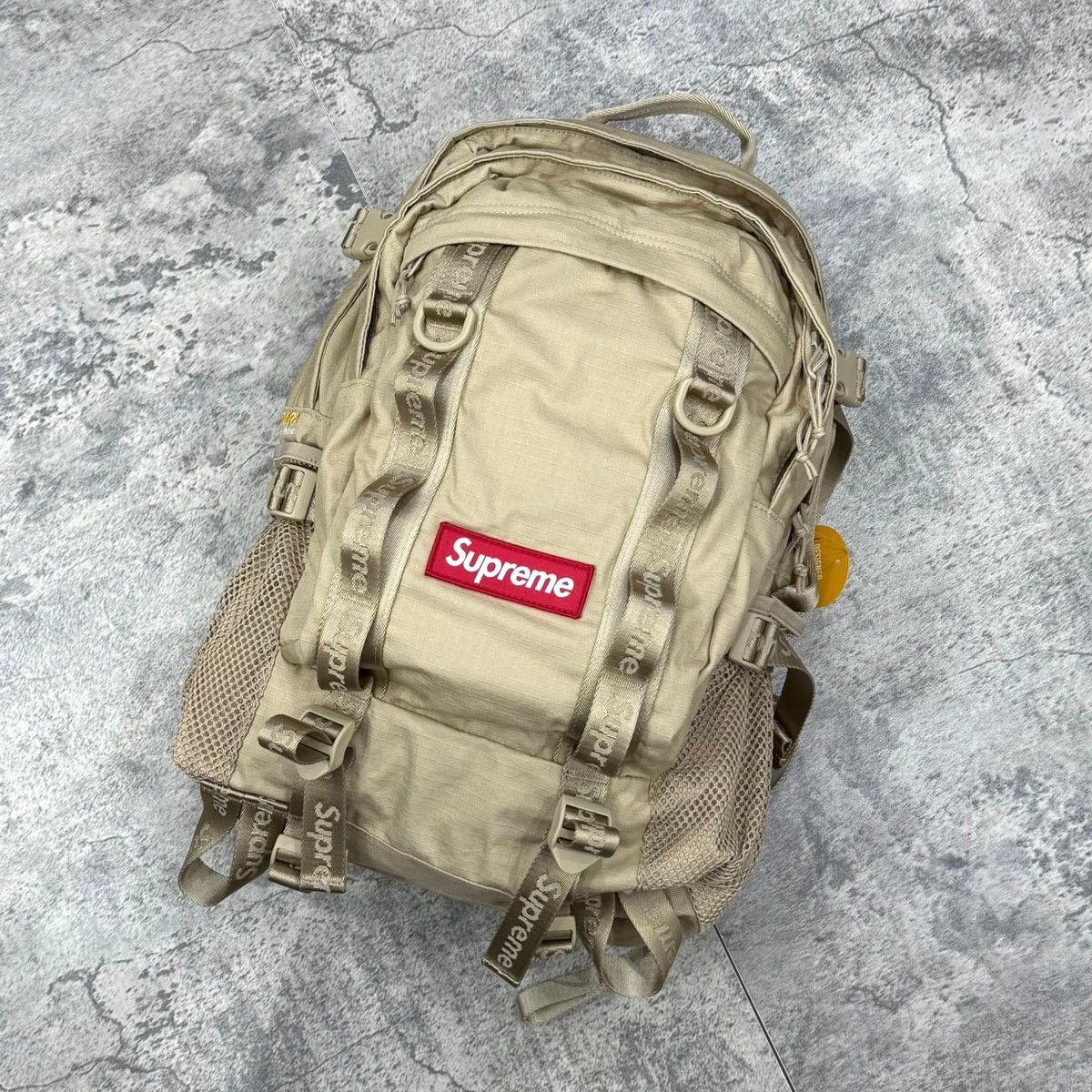 Supreme Supreme Logo Backpack SS26 tan Size ONE SIZE - 1 Thumbnail