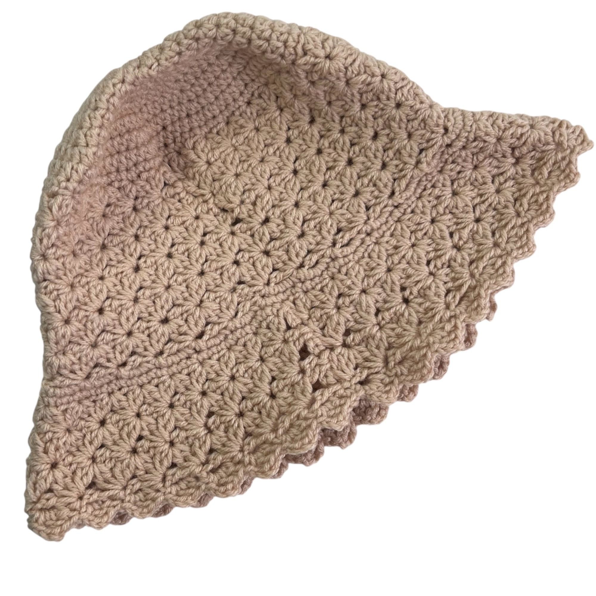 Handmade Crochet Cloche Bucket Hat Retro Style Tan / Beige Handmade A Size ONE SIZE - 7 Thumbnail