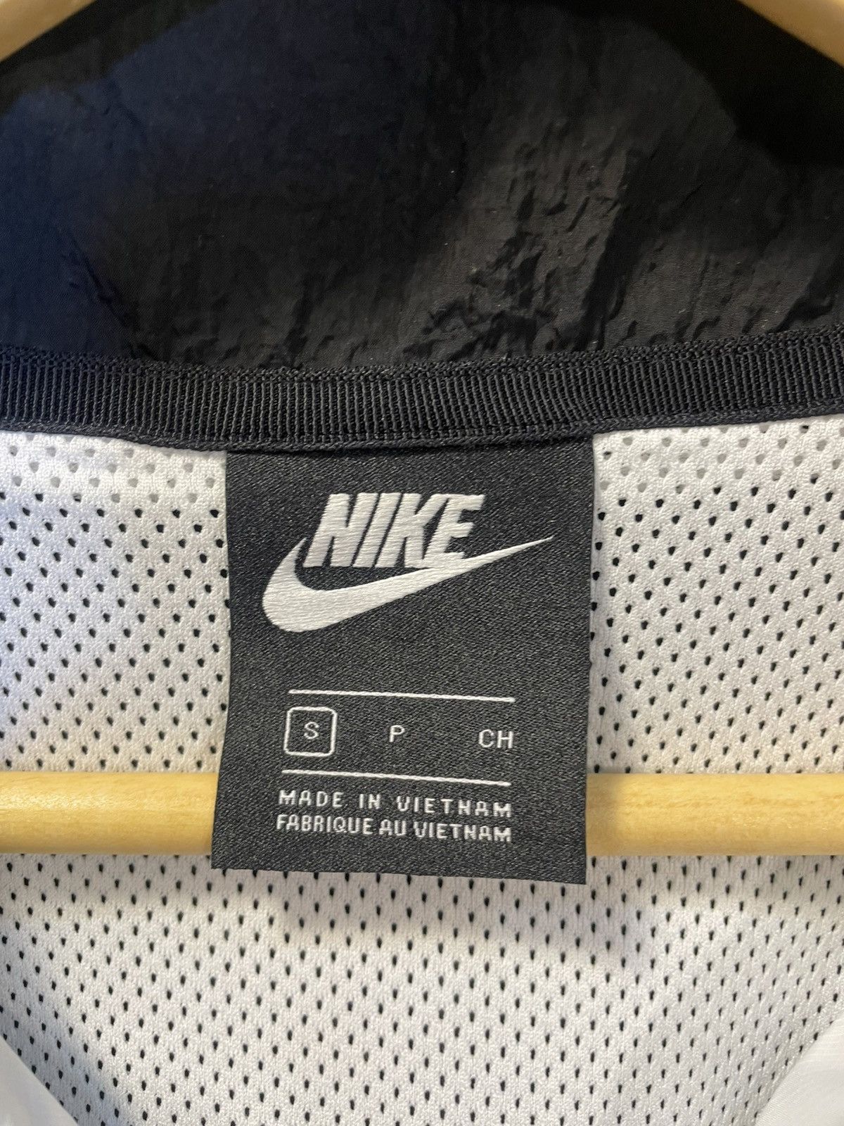Nike Nike Big Swoosh Windbreaker Jacket Size US S / EU 44-46 / 1 - 4 Thumbnail