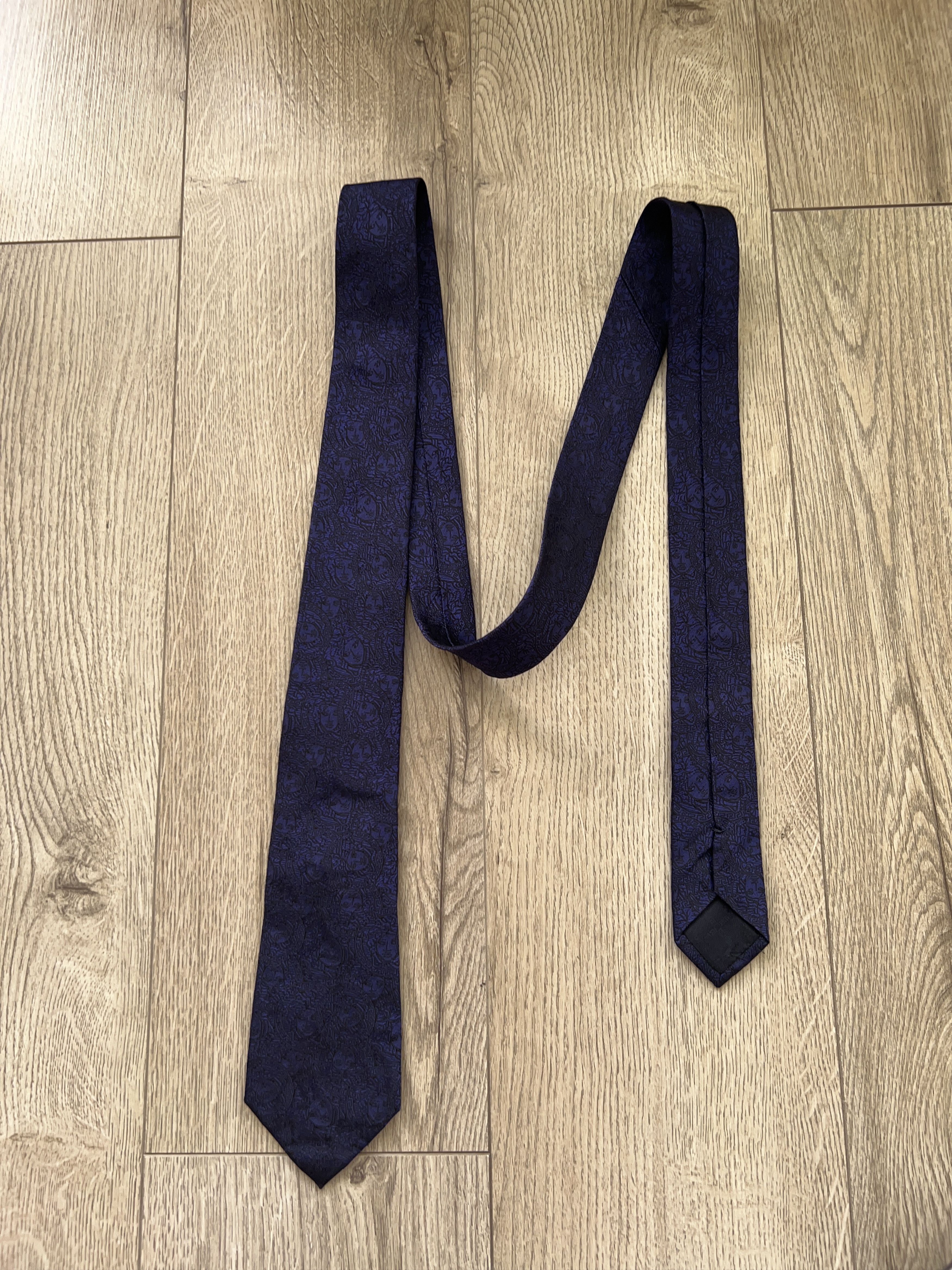 Designer × Versace Medusa Monogram Made in Italy 100% Silk Tie Necktie Cravatte Size ONE SIZE - 1 Thumbnail