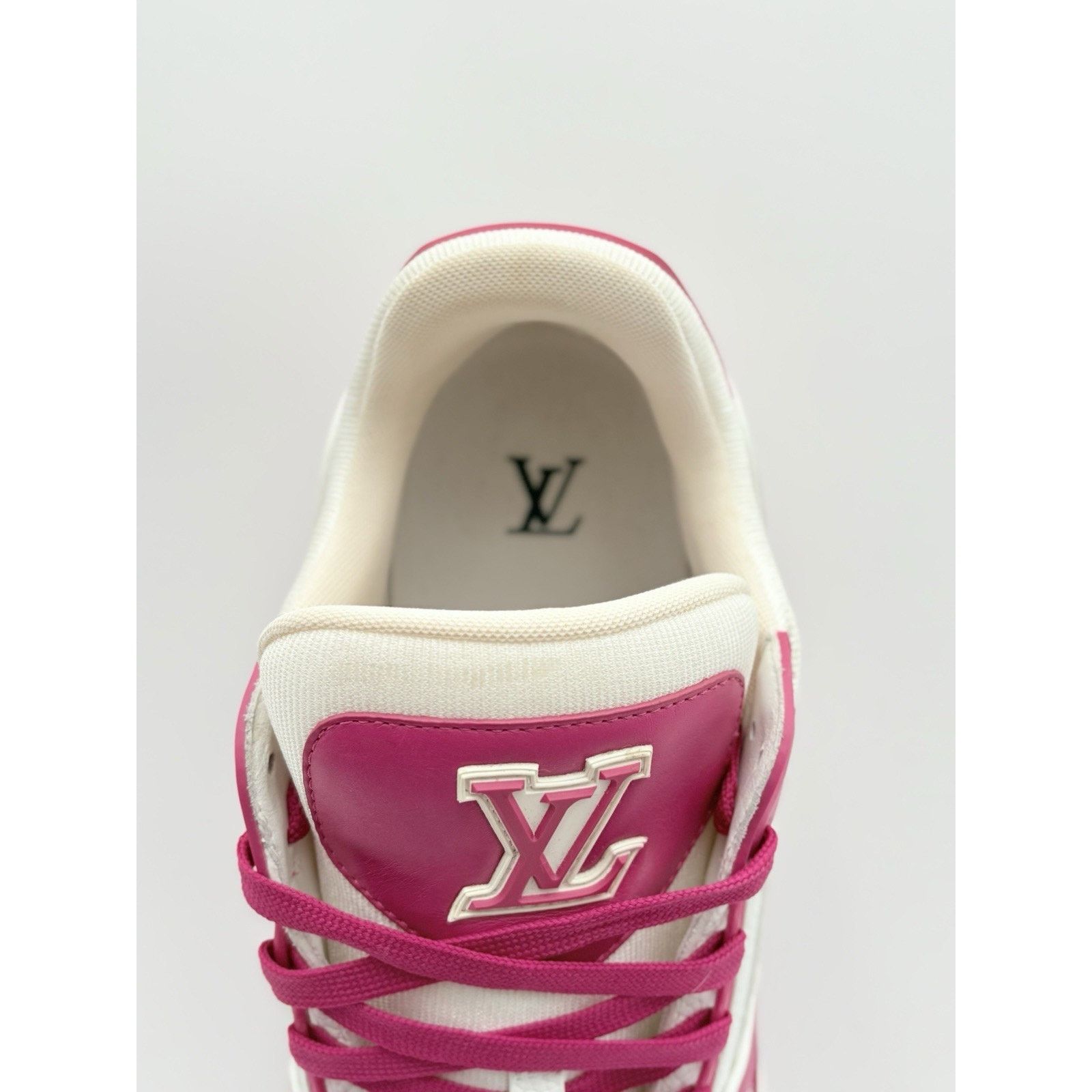 Louis Vuitton Louis Vuitton Trainer ' White Pink ' | EXCELLENT COND! Size US 11.5 / EU 44-45 - 12 Thumbnail