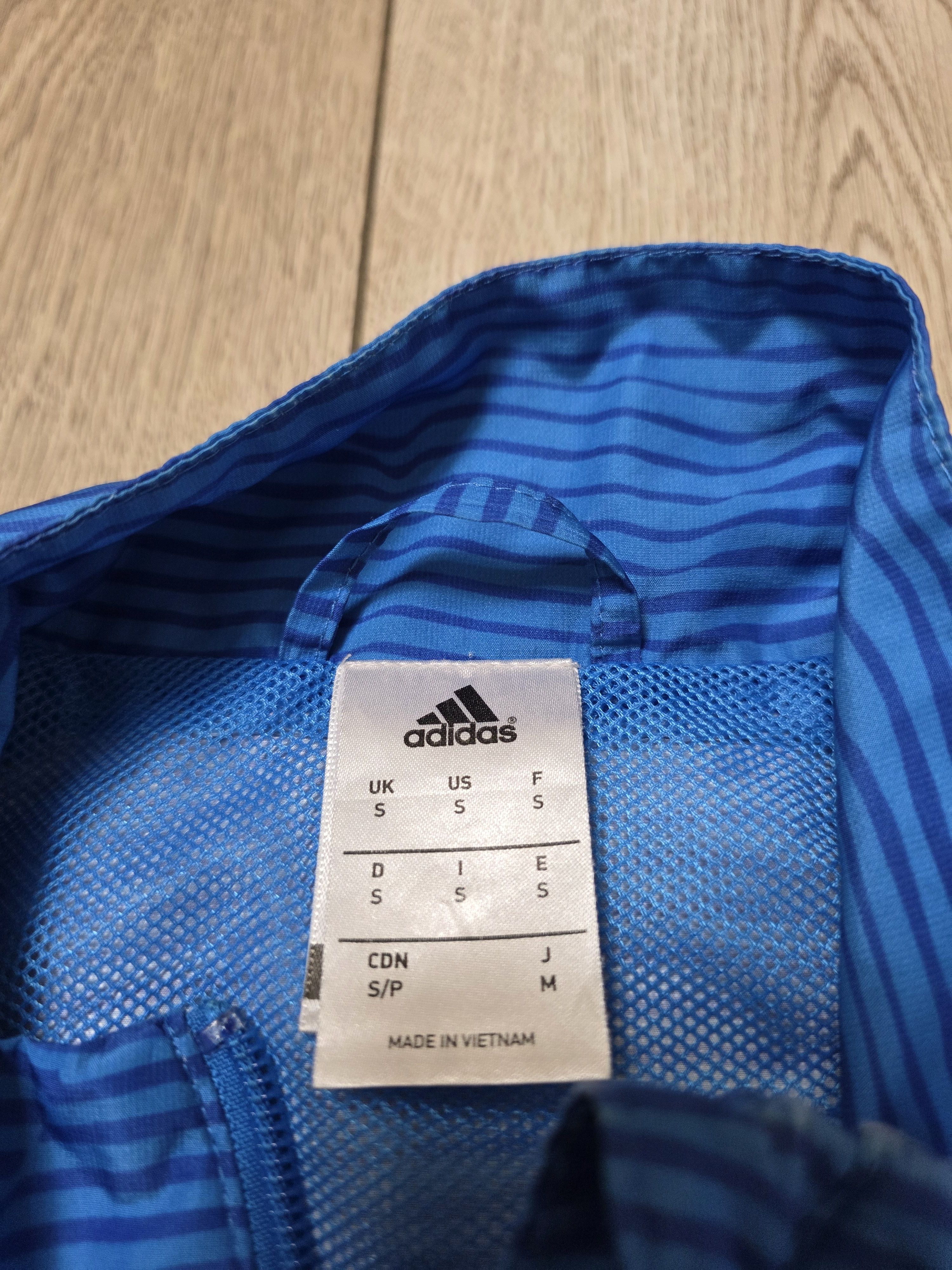 Adidas REAL MADRID 2015 TRACKSUIT CL FOOTBALL TRACKSUIT SOCCER Size US S / EU 44-46 / 1 - 9 Thumbnail