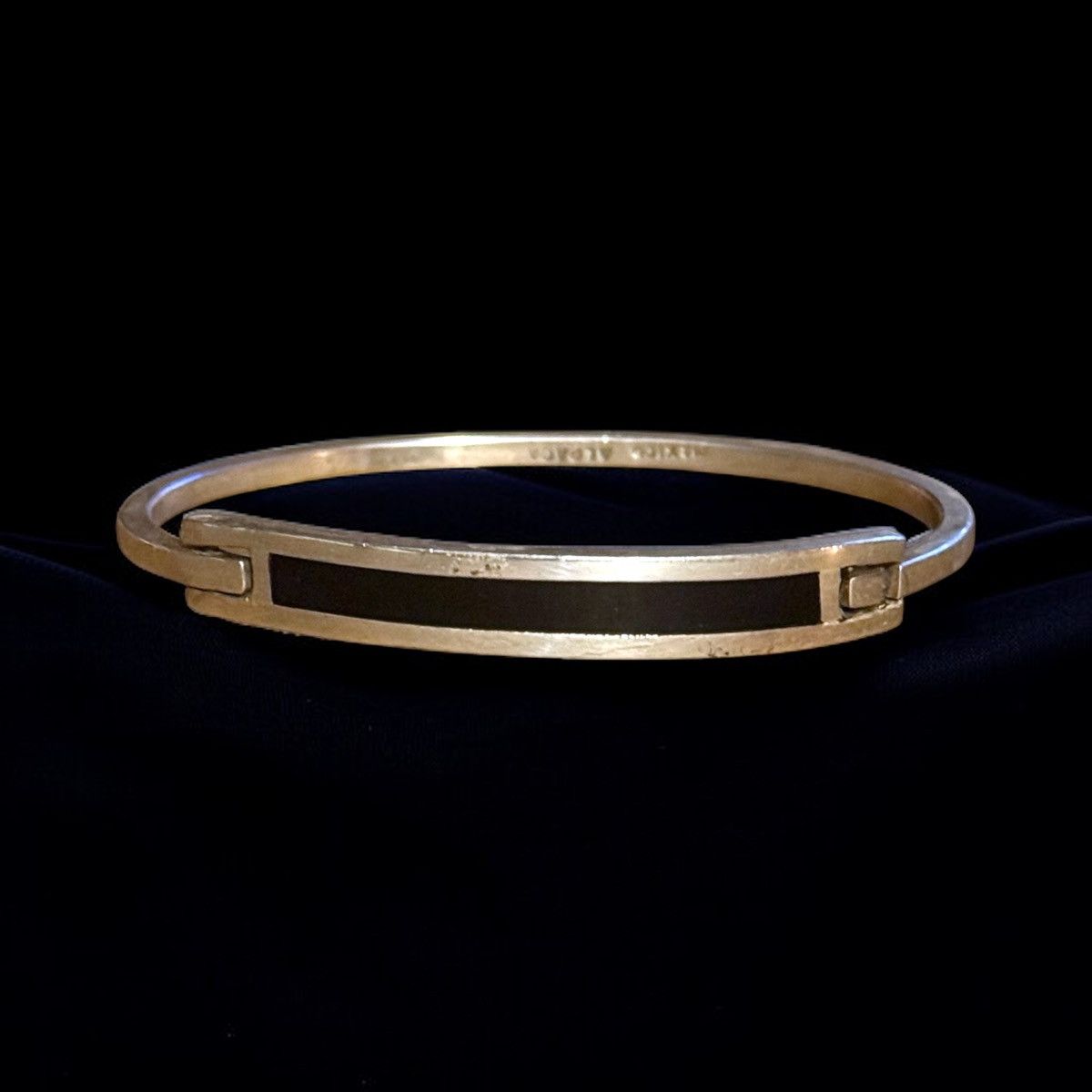 Vintage Vintage Alpaca Mexico silver black enamel hinged bracelet Size ONE SIZE - 1 Thumbnail