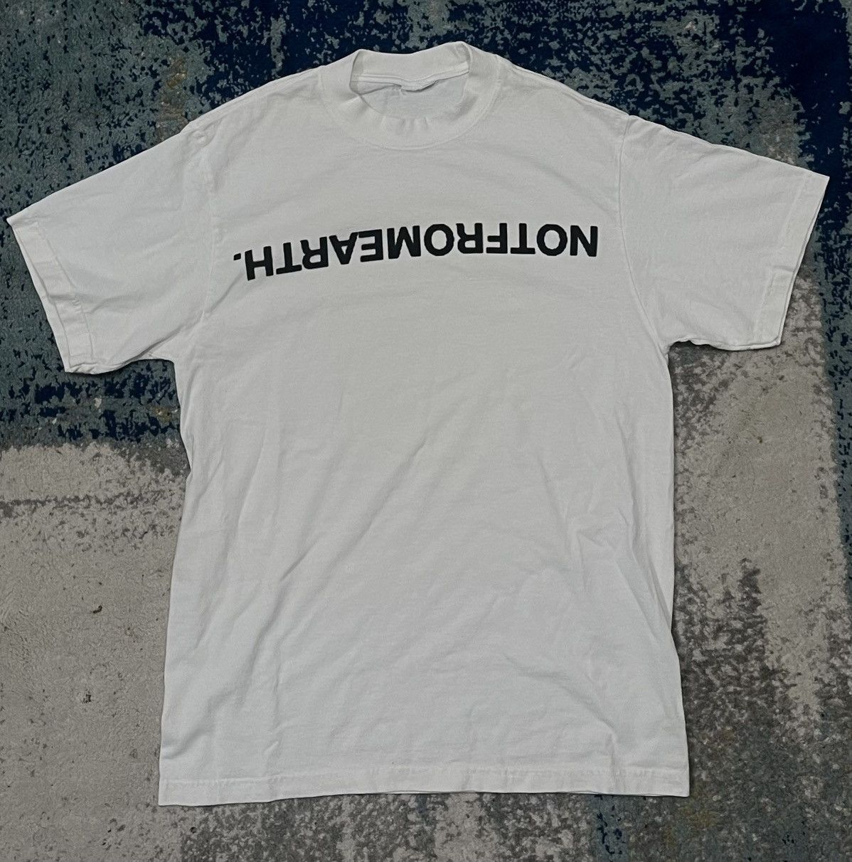 Band Tees × Japanese Brand Not From Earth Upsidedown Tee Size US M / EU 48-50 / 2 - 1 Thumbnail