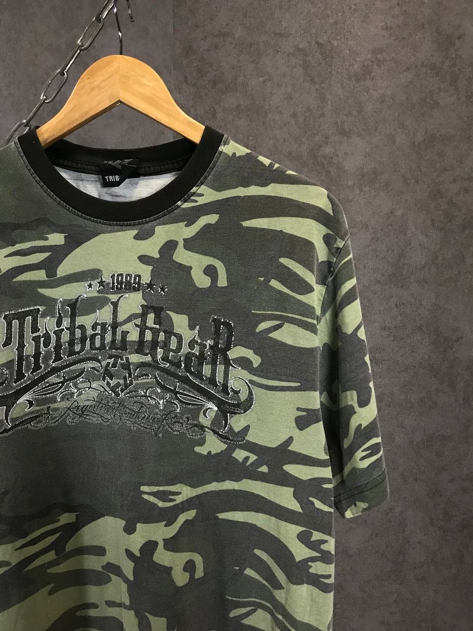 Tribal Streetwear × Vintage Tribal USA streetwear camo center logo tee Size US S / EU 44-46 / 1 - 2 Thumbnail