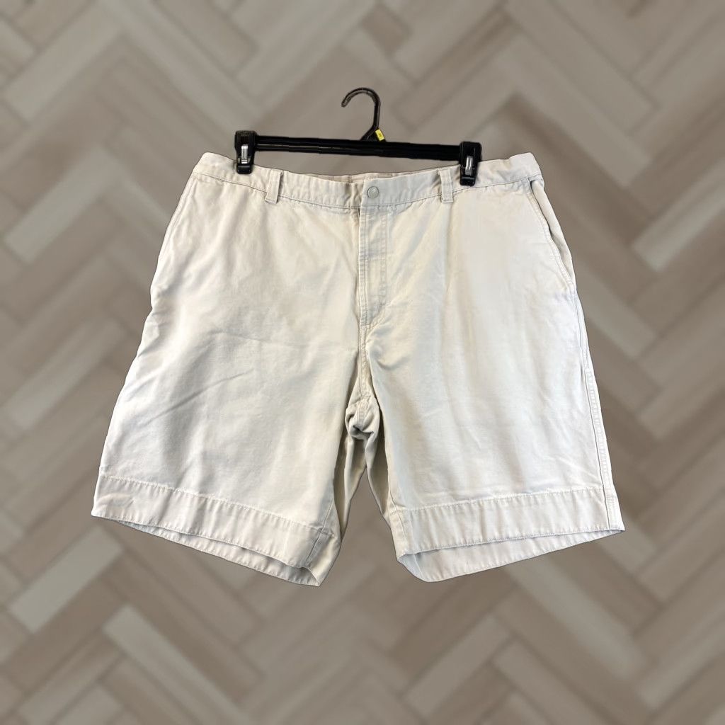 Vintage Columbia Men’s Chino Shorts - 40x10 Tan Cotton, Flat Front, Regular Fit, 10" Inseam, Breathable, Casual, Outdoor Size US 40 / EU 56 - 1 Thumbnail