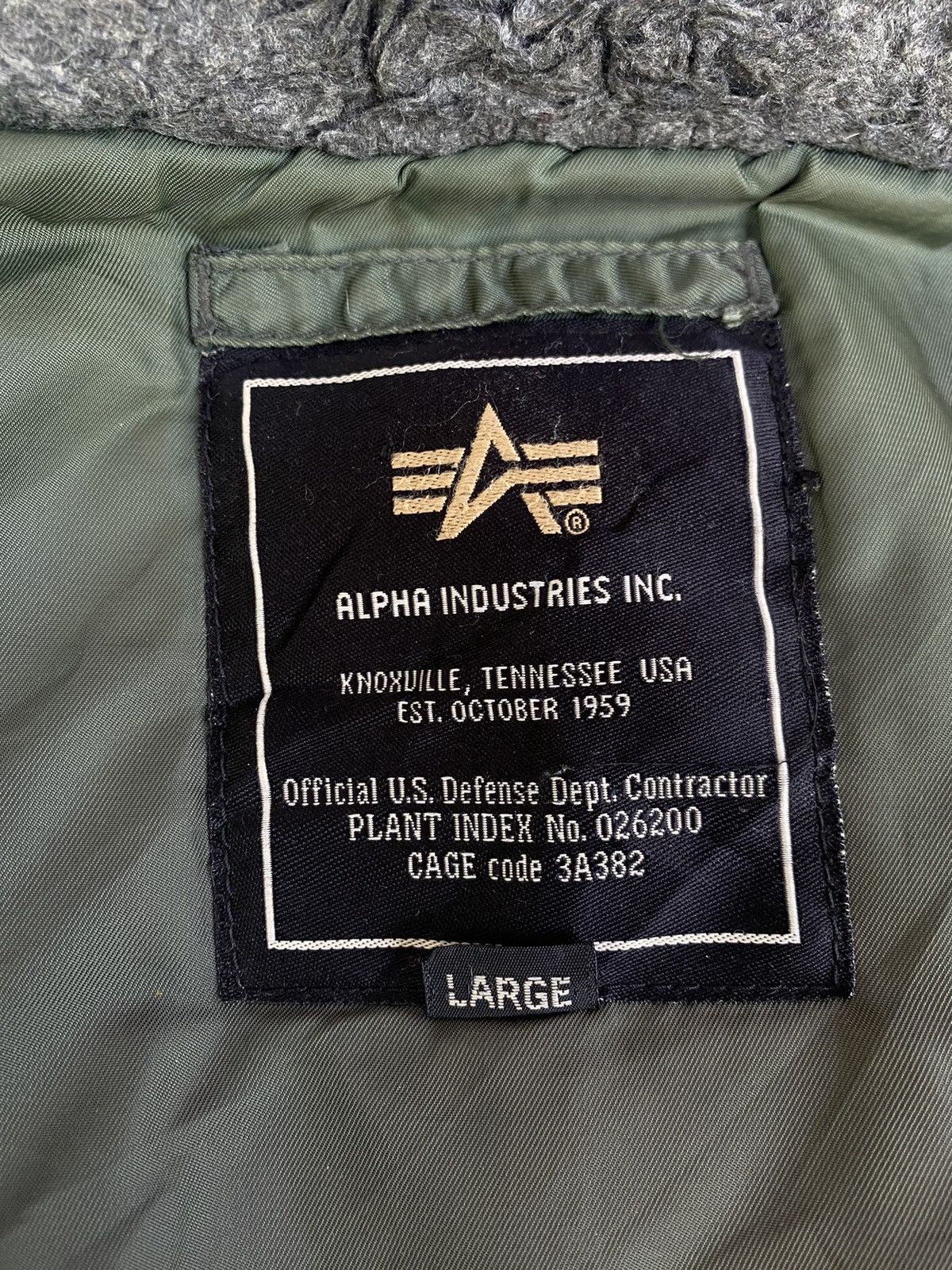 Alpha Industries Vintage Alpha Industries Bomber Hoodies Jacket. #C2 Size US L / EU 52-54 / 3 - 9 Thumbnail