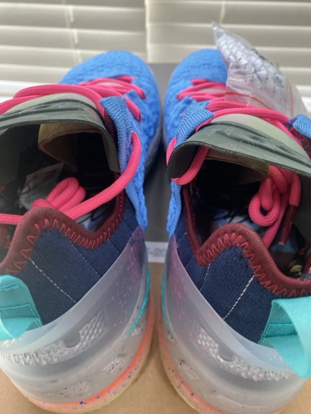 Nike Nike LeBron 18 Best Of 1-9 DM2813400 Size 10.5 BRAND NEW DS Size US 10.5 / EU 43-44 - 6 Thumbnail