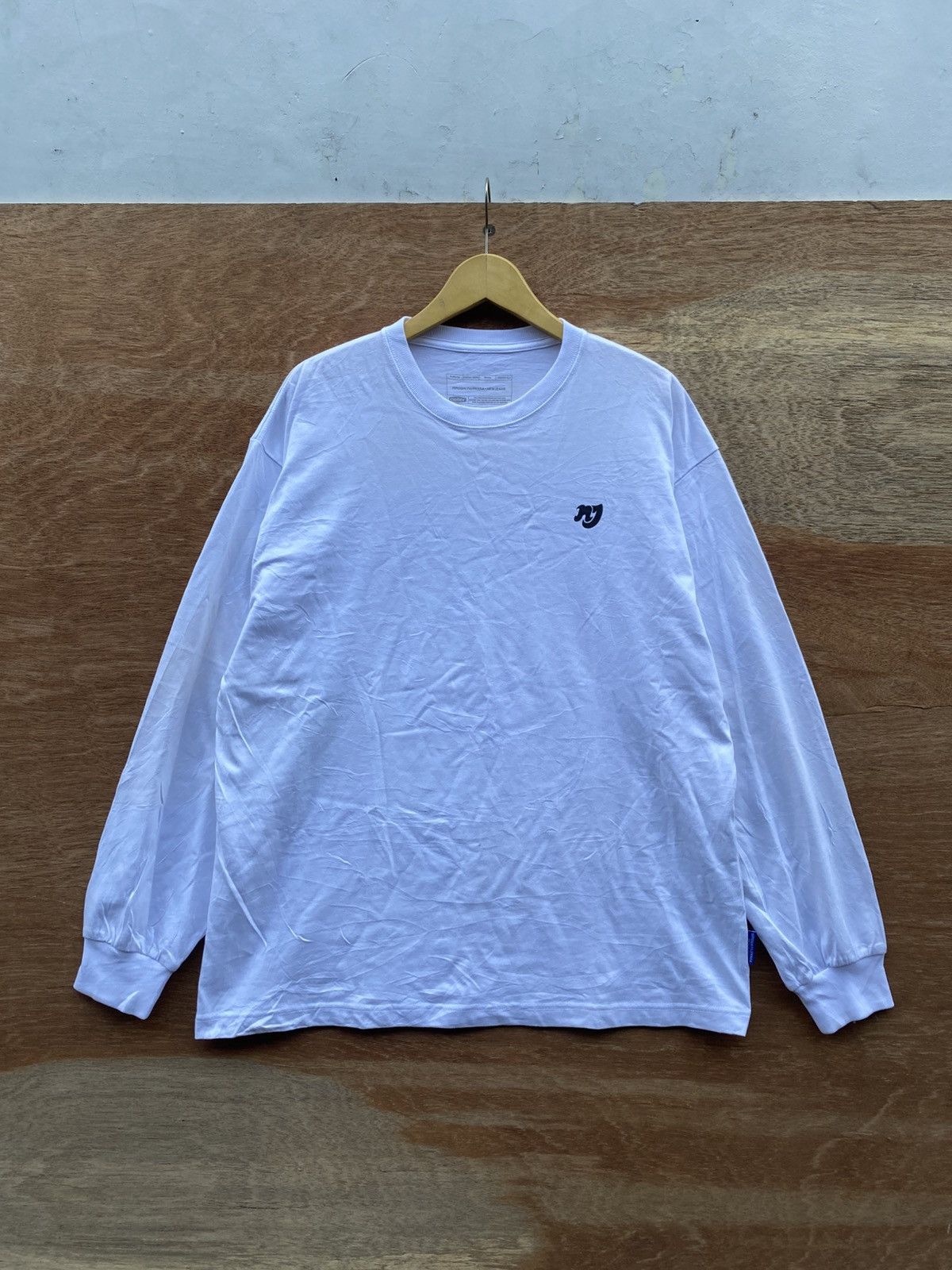 Hiroshi Fujiwara Hiroshi fujiwara + new jeans by ador coller longsleeve Size US L / EU 52-54 / 3 - 2 Thumbnail