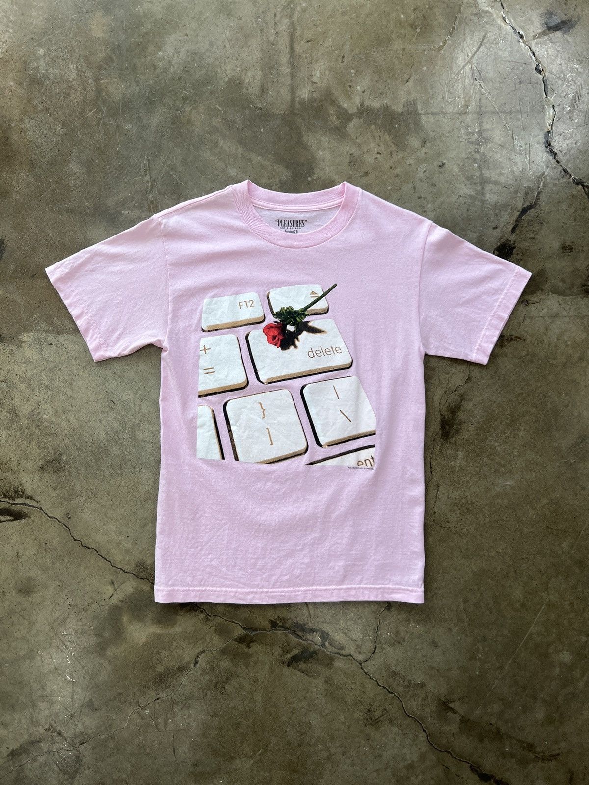 Pleasures Pleasures Art & Apparel Version 7.0 Delete Key Tee Sz. Small Size US S / EU 44-46 / 1 - 2 Thumbnail