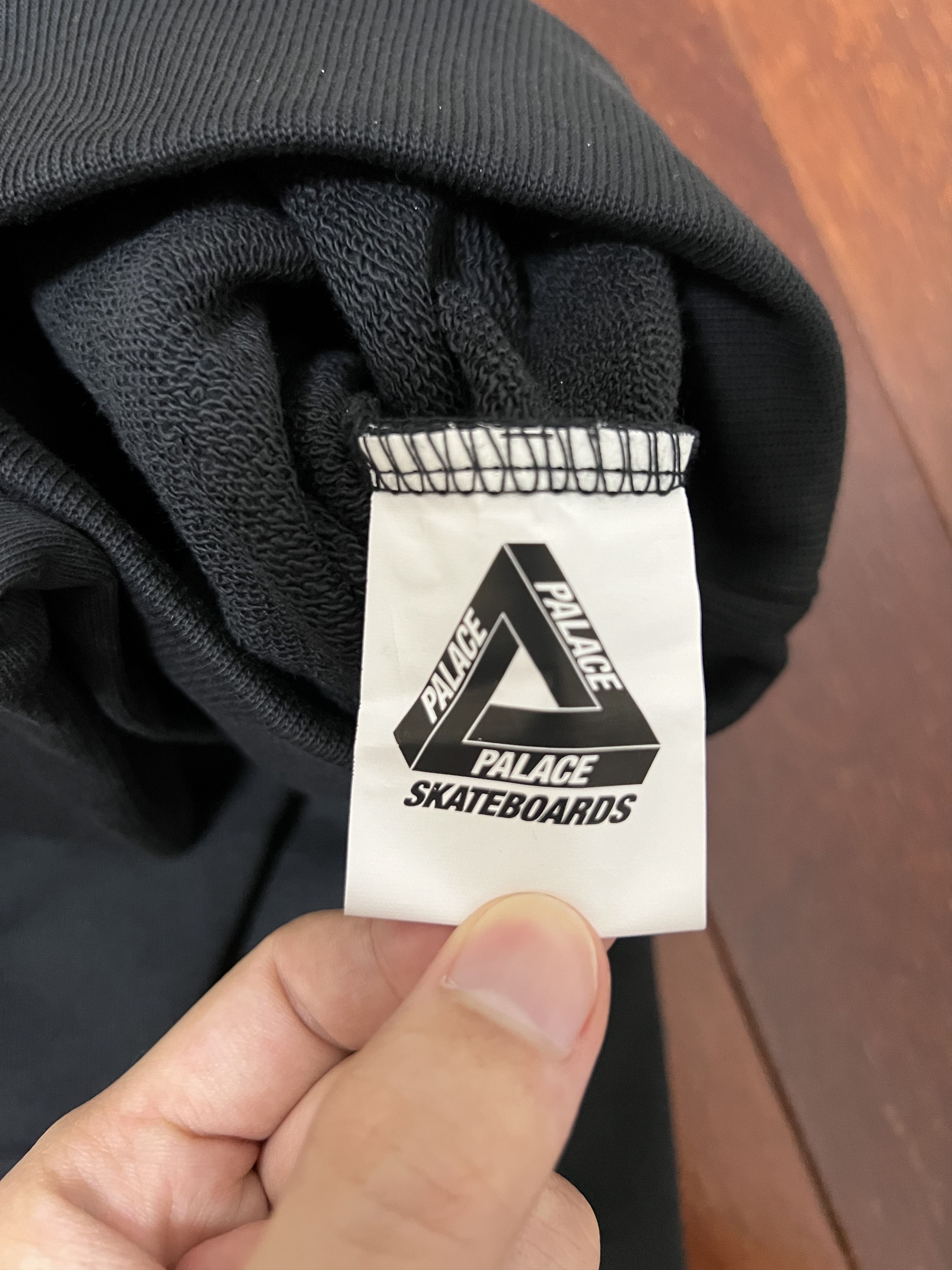 Palace 💚 2019 Palace Split P3 Crew Black Small NEW Size US S / EU 44-46 / 1 - 9 Thumbnail