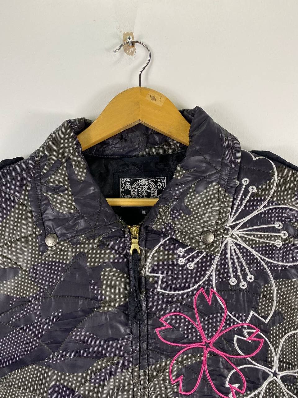 Japanese Brand japanese brands sukajan jacket sakura embroided nice design Size US XL / EU 56 / 4 - 2 Thumbnail