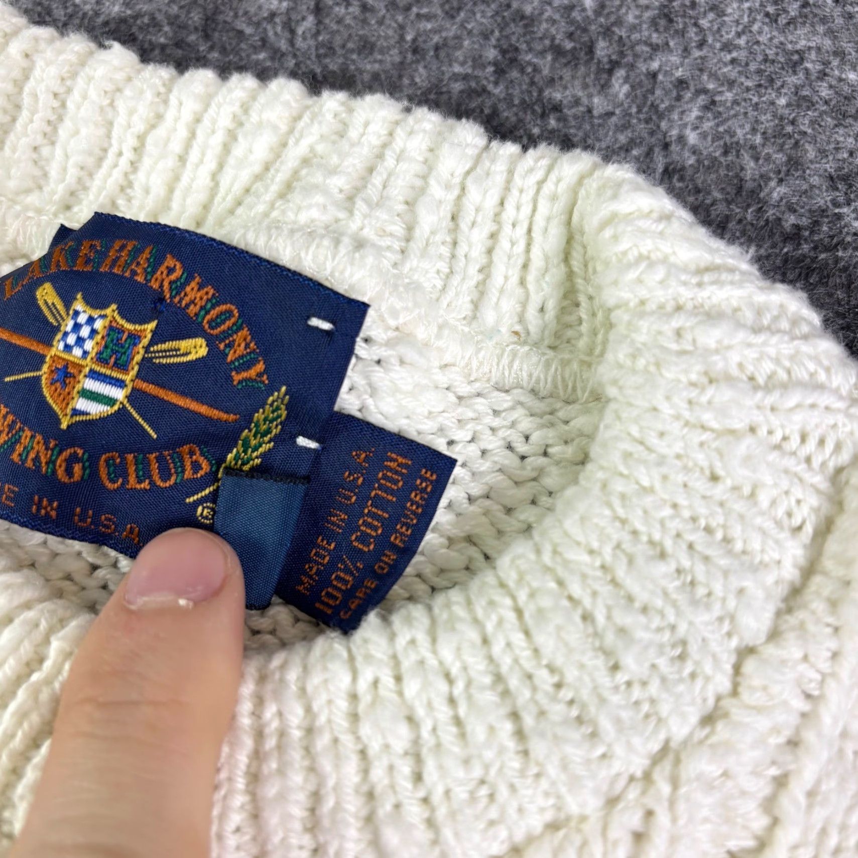Harmony VINTAGE Lake Harmony Rowing Club Sweater Mens L White Teal Blue Stripe USA Size US L / EU 52-54 / 3 - 6 Thumbnail