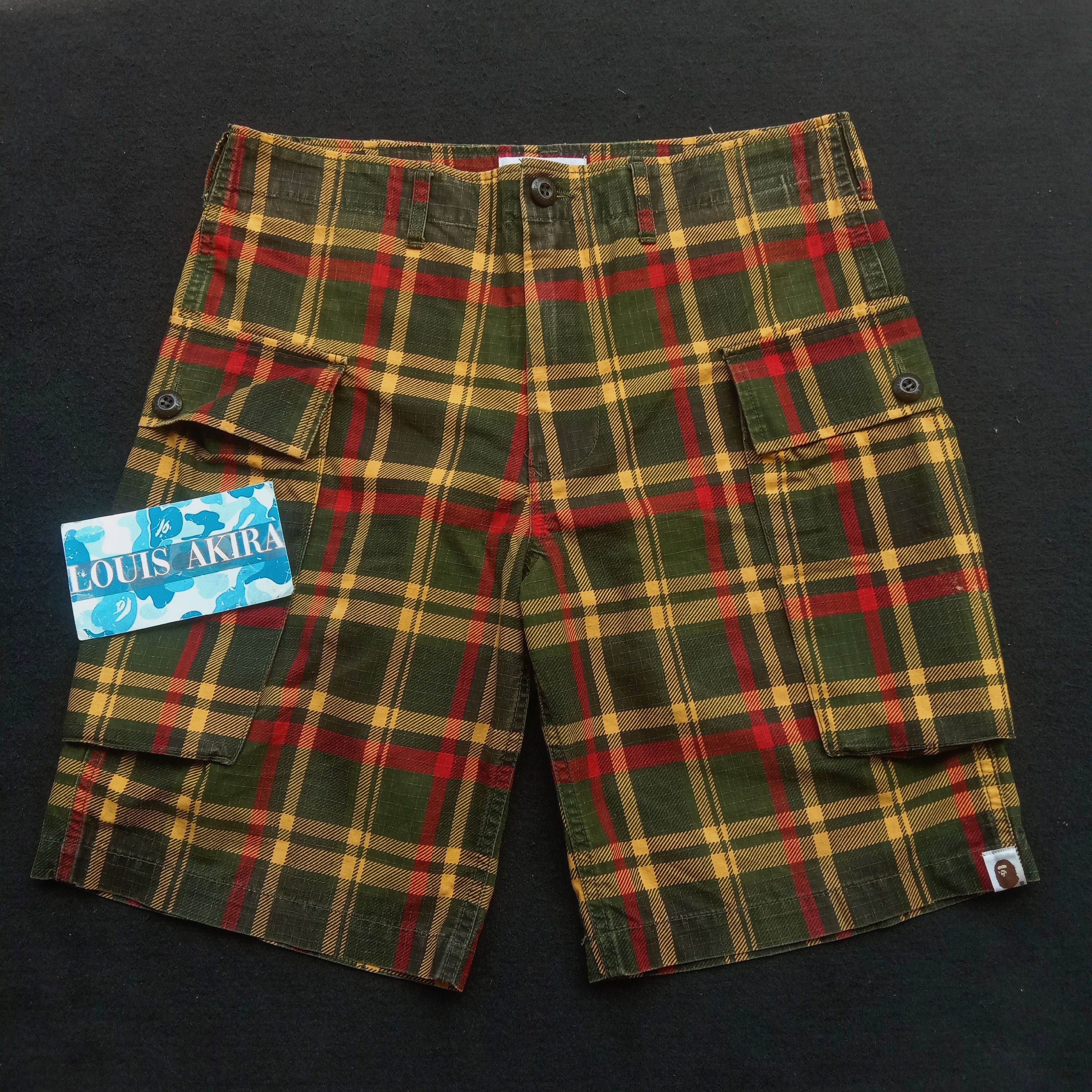 Bape 2008 Bape x Isetan Check Cargo Shorts Size US 32 / EU 48 - 1 Thumbnail