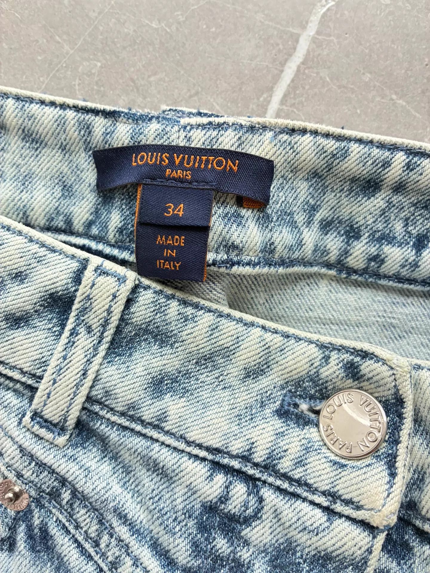 Louis Vuitton LV Monogram Light Wash Jeans 34 Black Stripe Hem Size 25" / US 0 / IT 36 - 5 Thumbnail