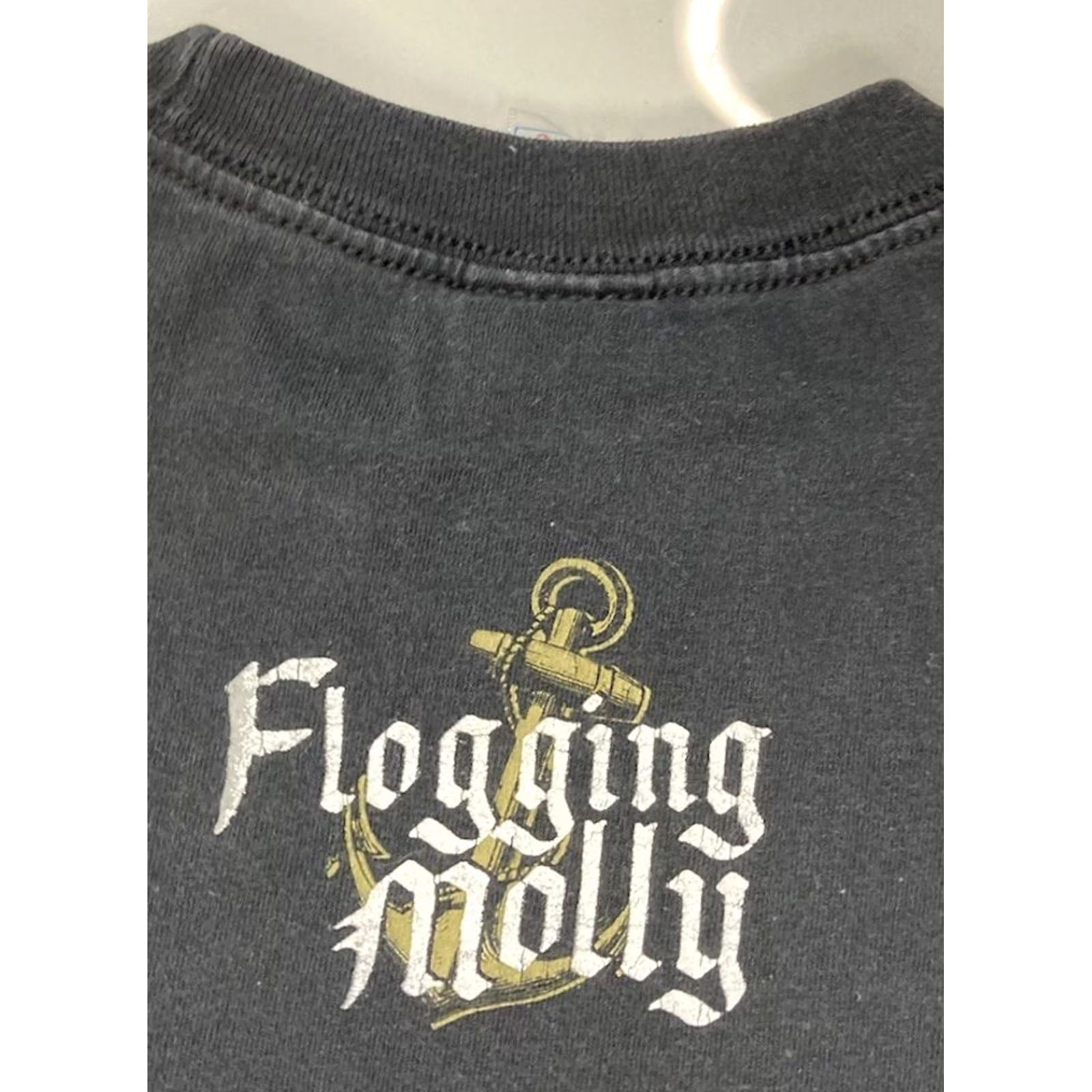 Vintage VINTAGE Flogging Molly 2006 Graphic T-shirt Women Small Black Music Shirt” Size S / US 4 / IT 40 - 5 Thumbnail