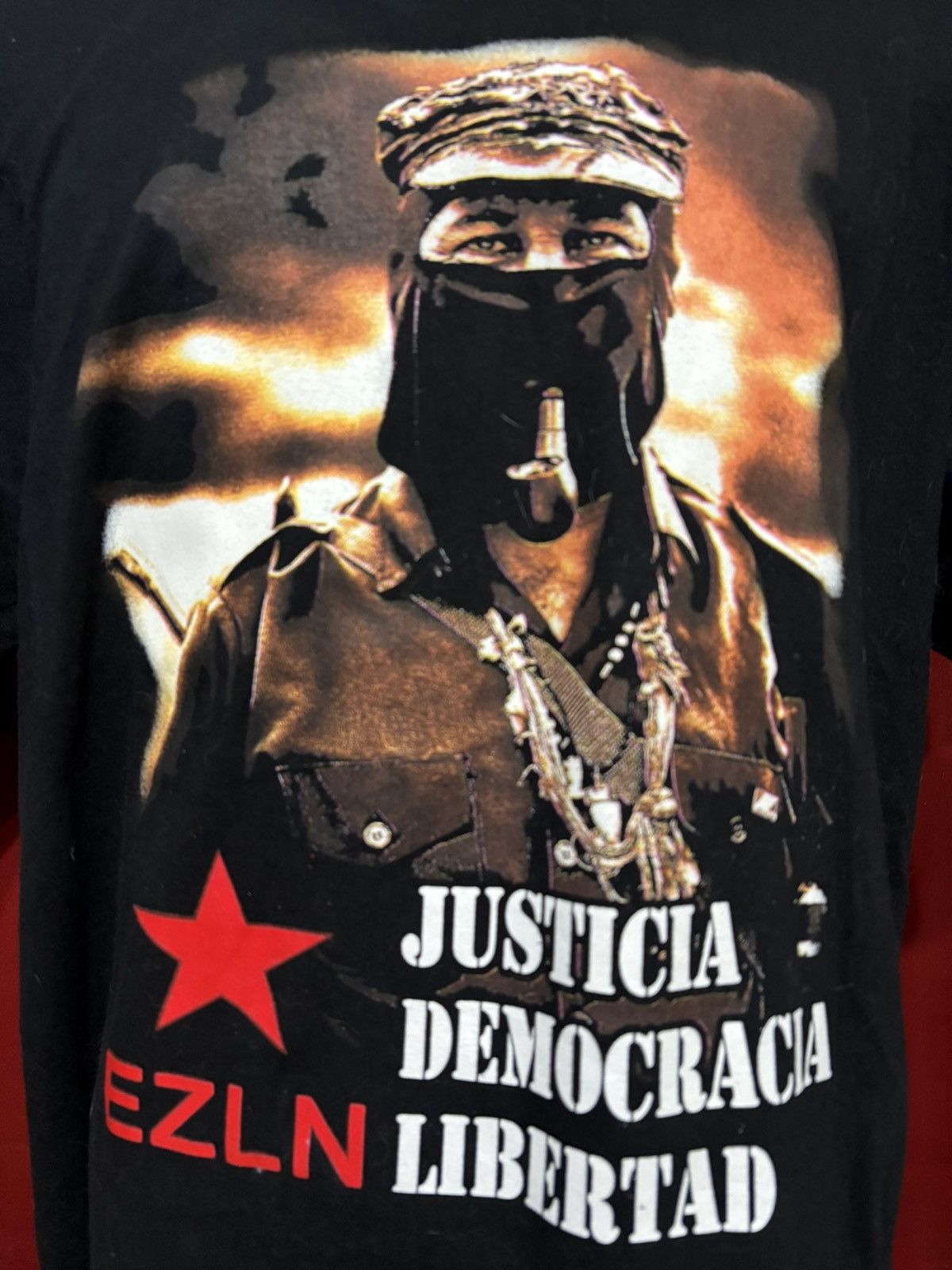 Vintage Vintage EZLN Zapatista Tshirt Mexican Uprising Revolt Grail Size US XL / EU 56 / 4 - 2 Thumbnail