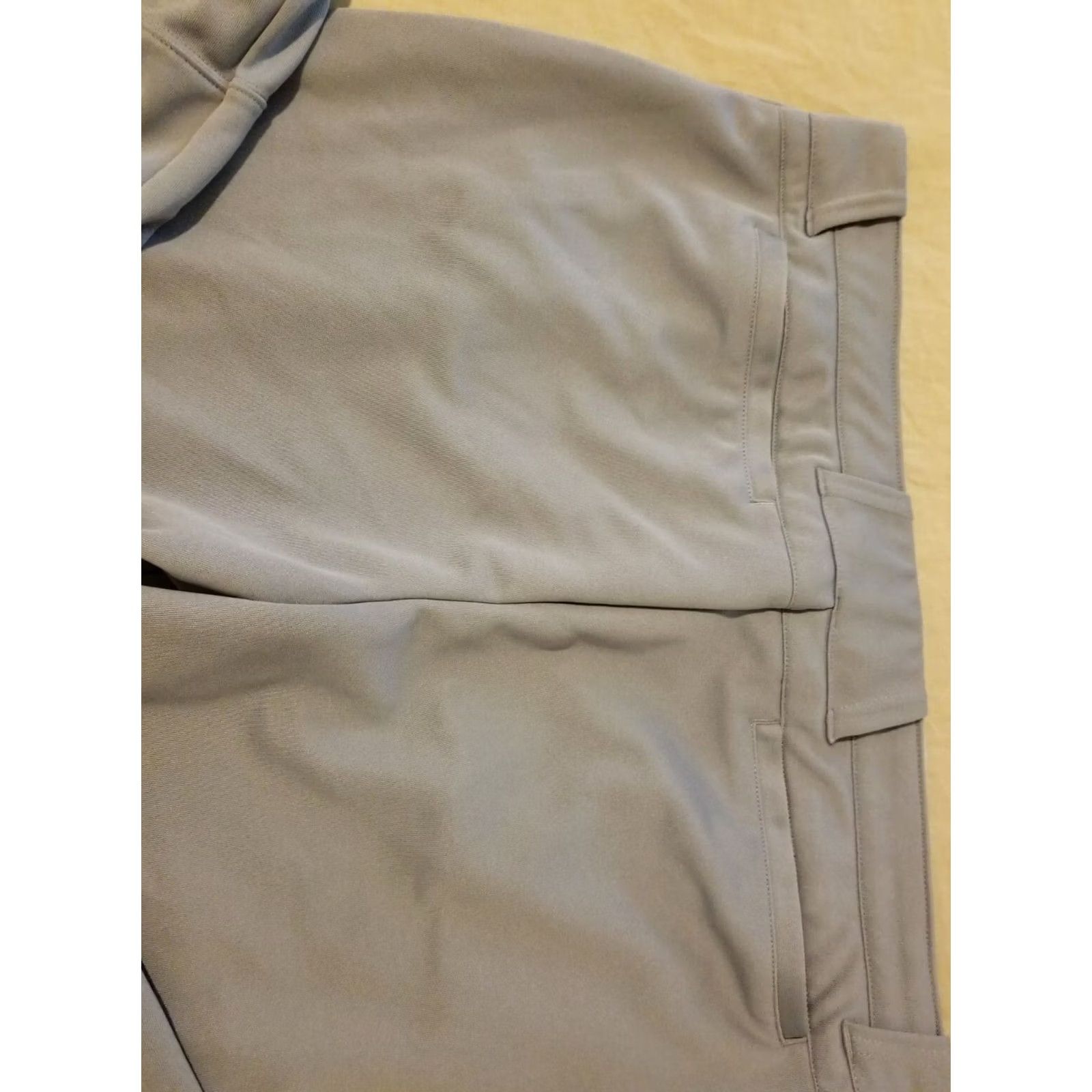Under Armour Womens Under Armour Pants 2XL XXL Grey Gray Athletic Baseball Softball Size 40" / US 18 - 3 Thumbnail