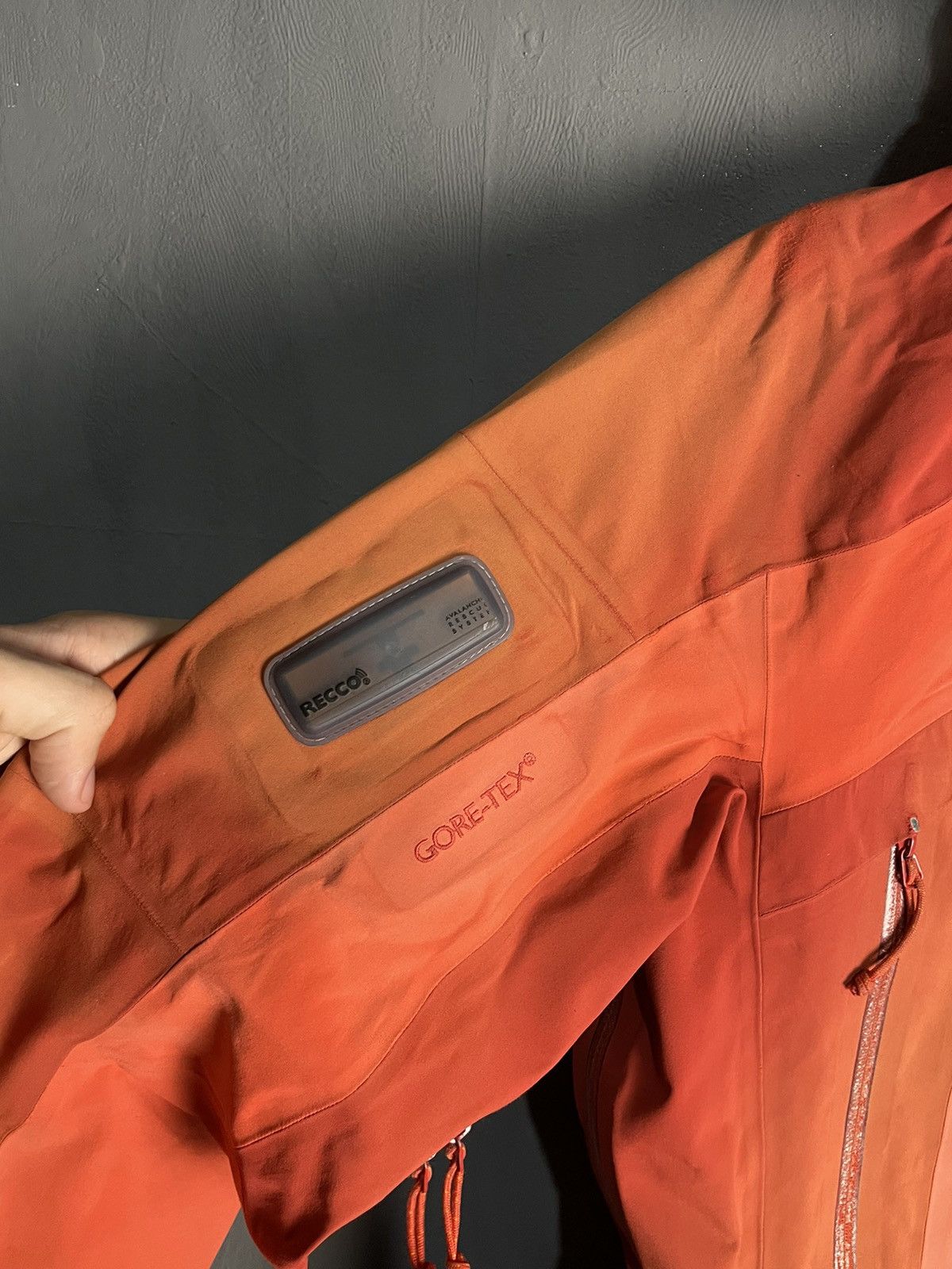 Arc'teryx Vintage Arcteryx Recco Goretex Jacket Size US S / EU 44-46 / 1 - 8 Thumbnail