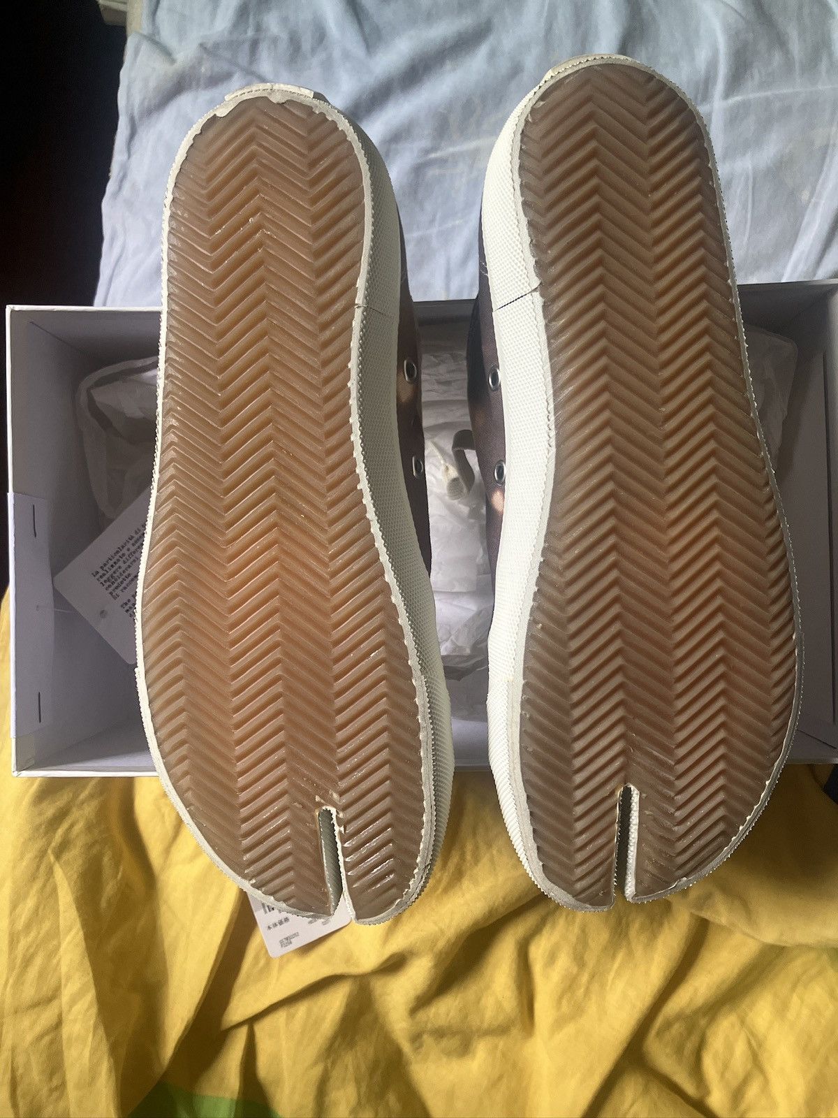 Maison Margiela Maison Margiela 20SS Tabi Tie Dye Pattern Low-cut Sneakers Size US 8 / EU 41 - 13 Thumbnail