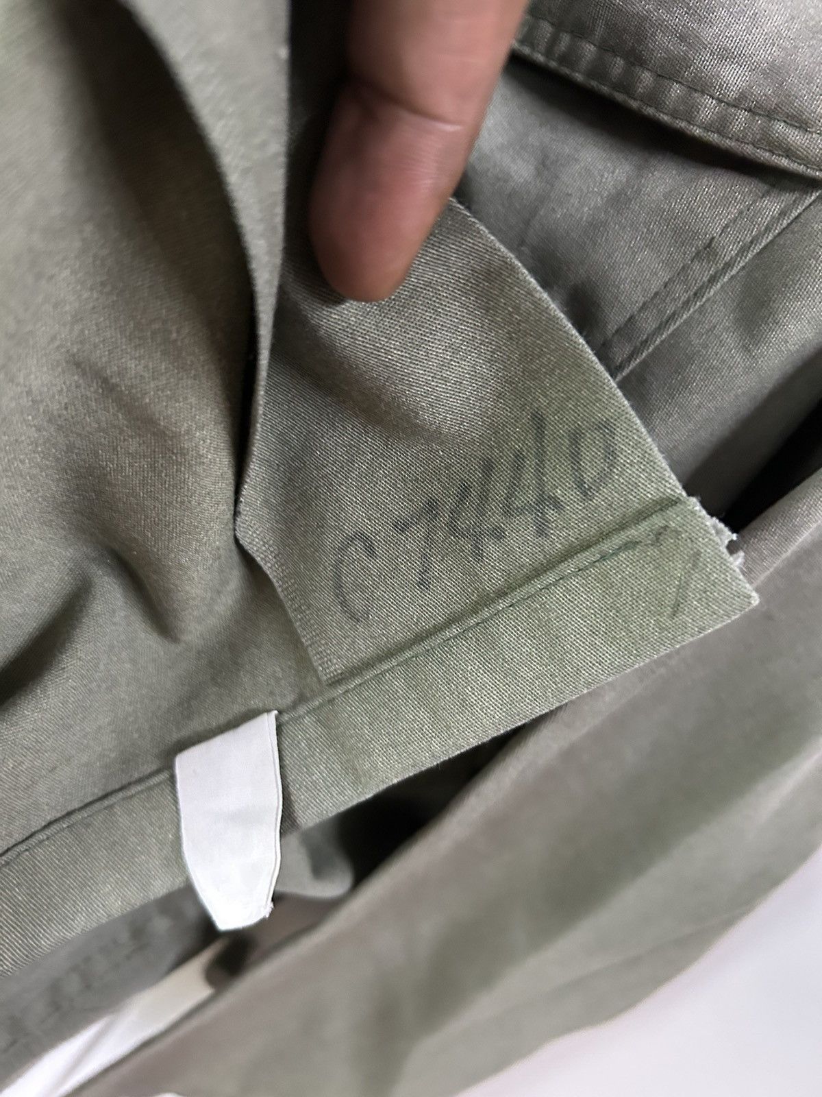 Vintage US Air Force OG-507 Utility Shirt With Airman Rank Size US XL / EU 56 / 4 - 8 Thumbnail