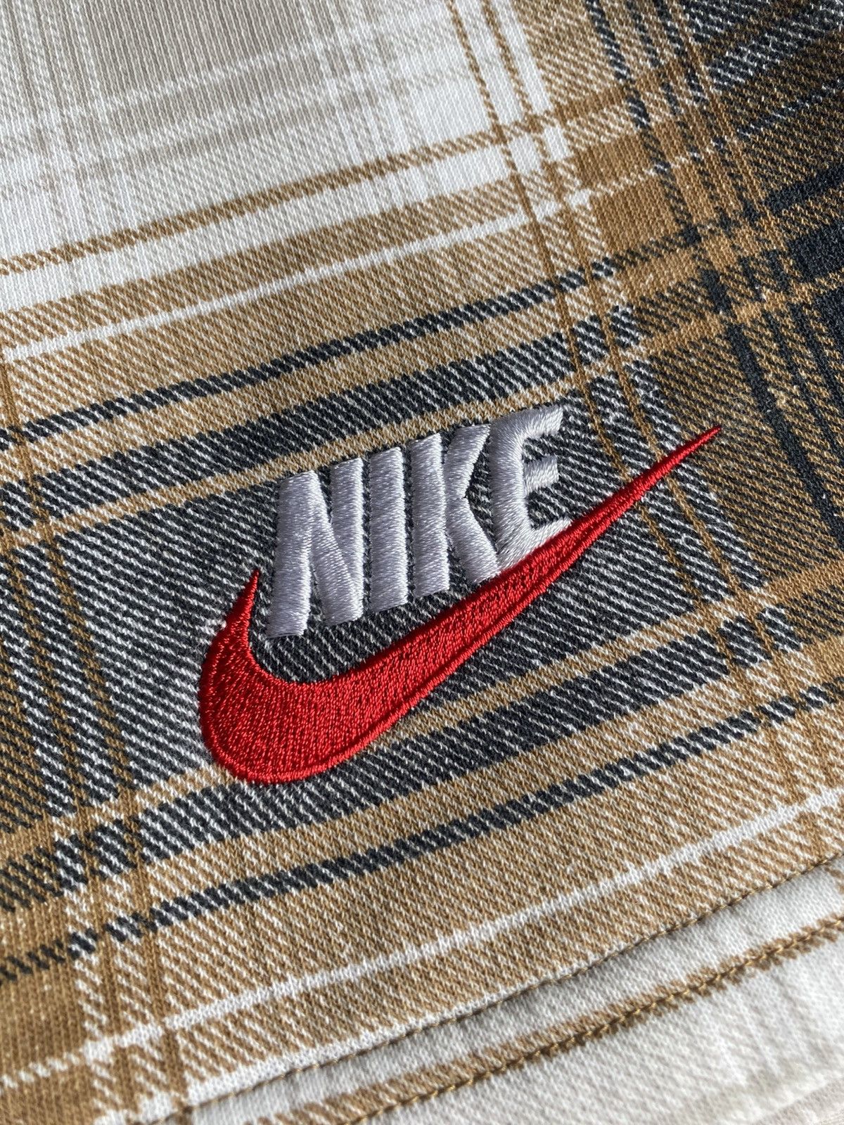 Nike × Supreme Supreme x Nike Plaid Sweatshort Size US 32 / EU 48 - 2 Thumbnail