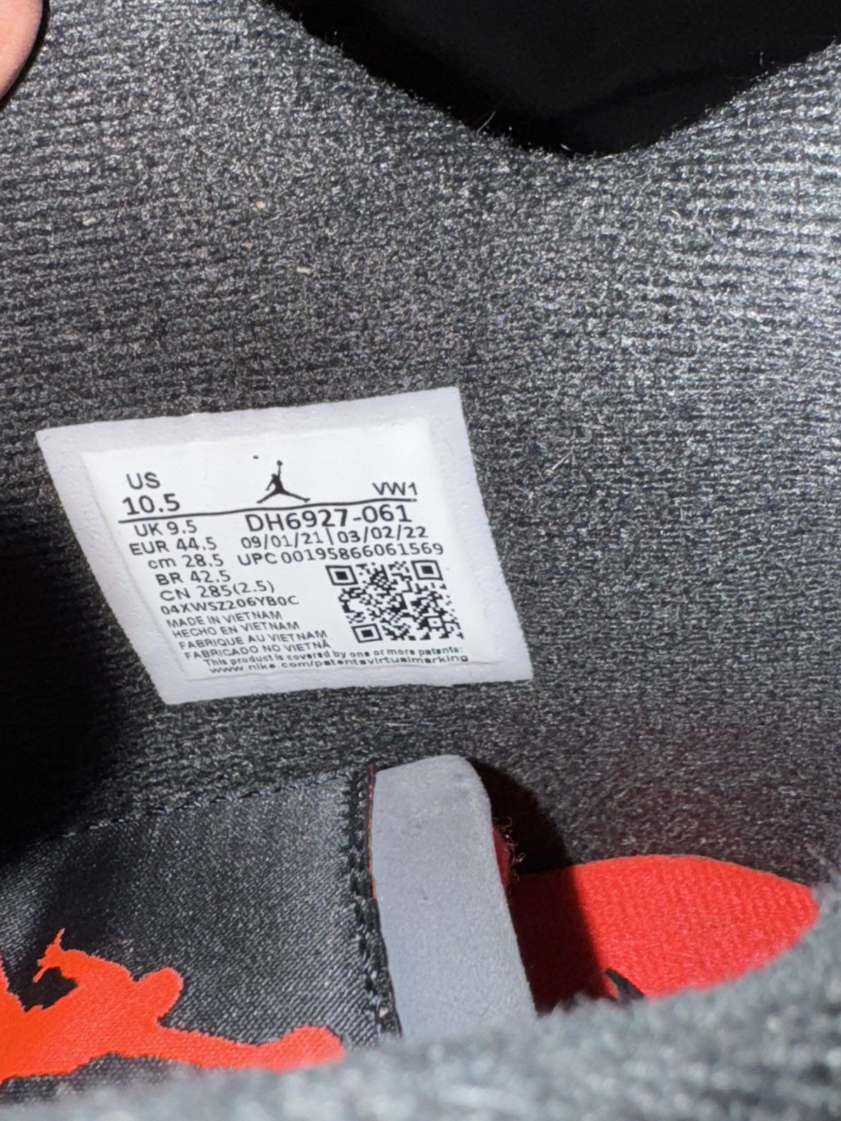 Jordan Brand × Nike Air Jordan 4 Retro Infrared Size US 10.5 / EU 43-44 - 9 Thumbnail