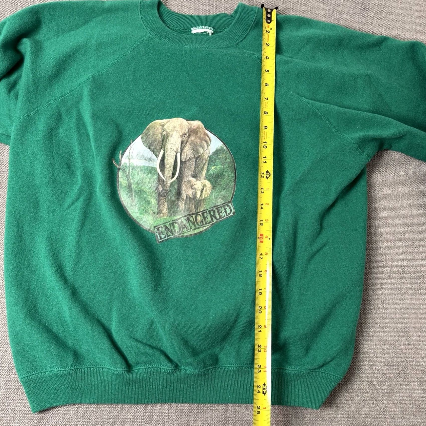 Vintage VINTAGE Sweatshirt 90s Elephant Endangered Crewneck Mens M Green Pullover Sweatshirt Mens Medium Green 90s Handcrafted United States Men Size US M / EU 48-50 / 2 - 6 Thumbnail