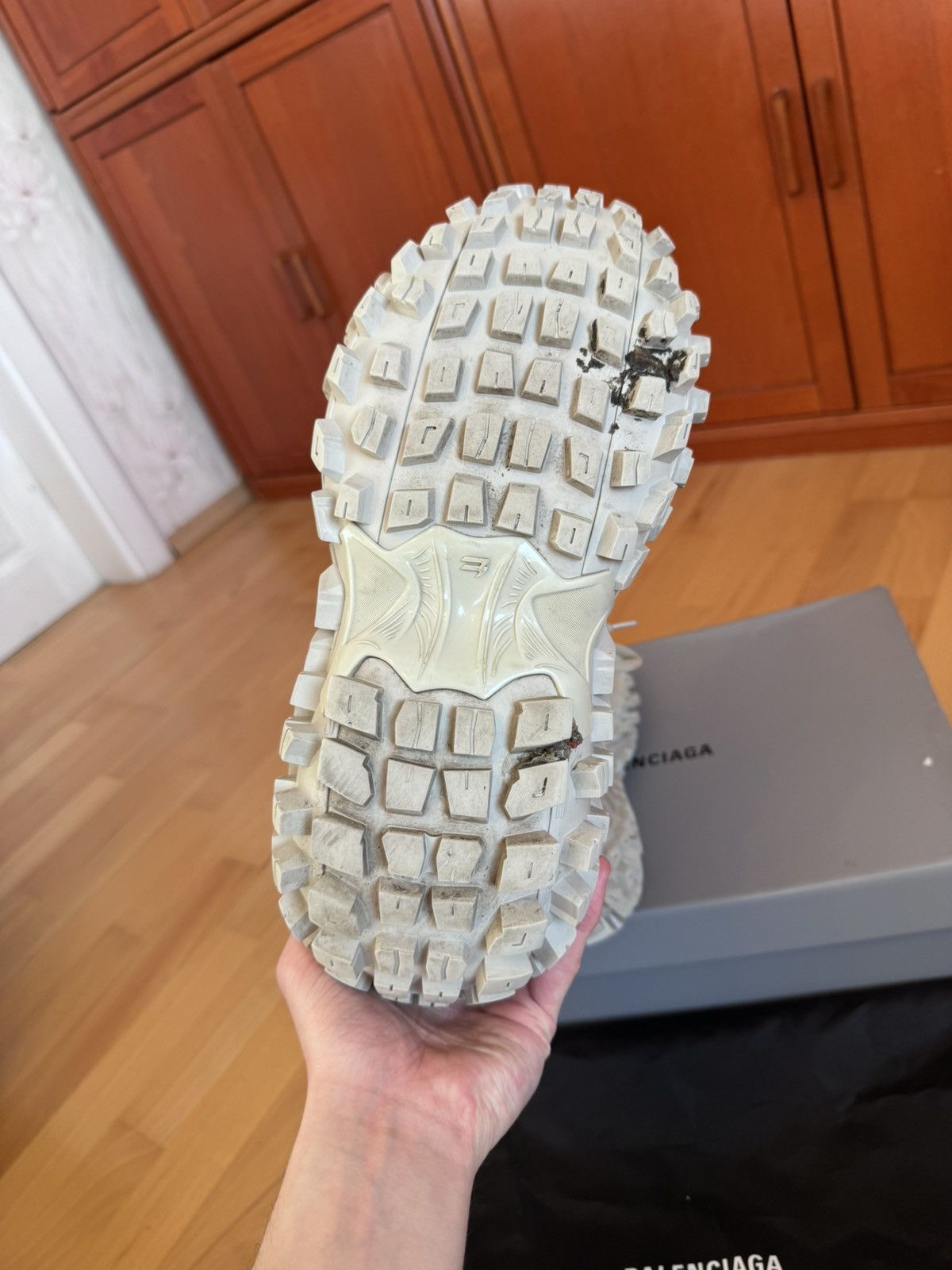 Balenciaga Balenciaga Defender Beige Size US 10 / EU 43 - 8 Thumbnail