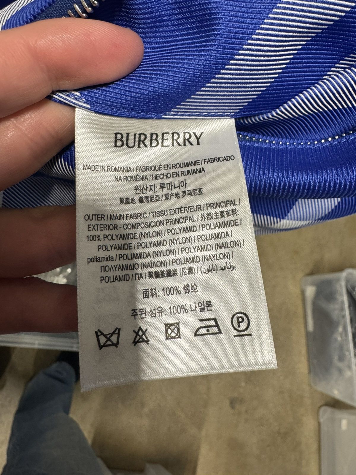 Burberry Burberry Check Nylon Windbreaker NEW 2500$ Size US XXL / EU 58 / 5 - 4 Thumbnail