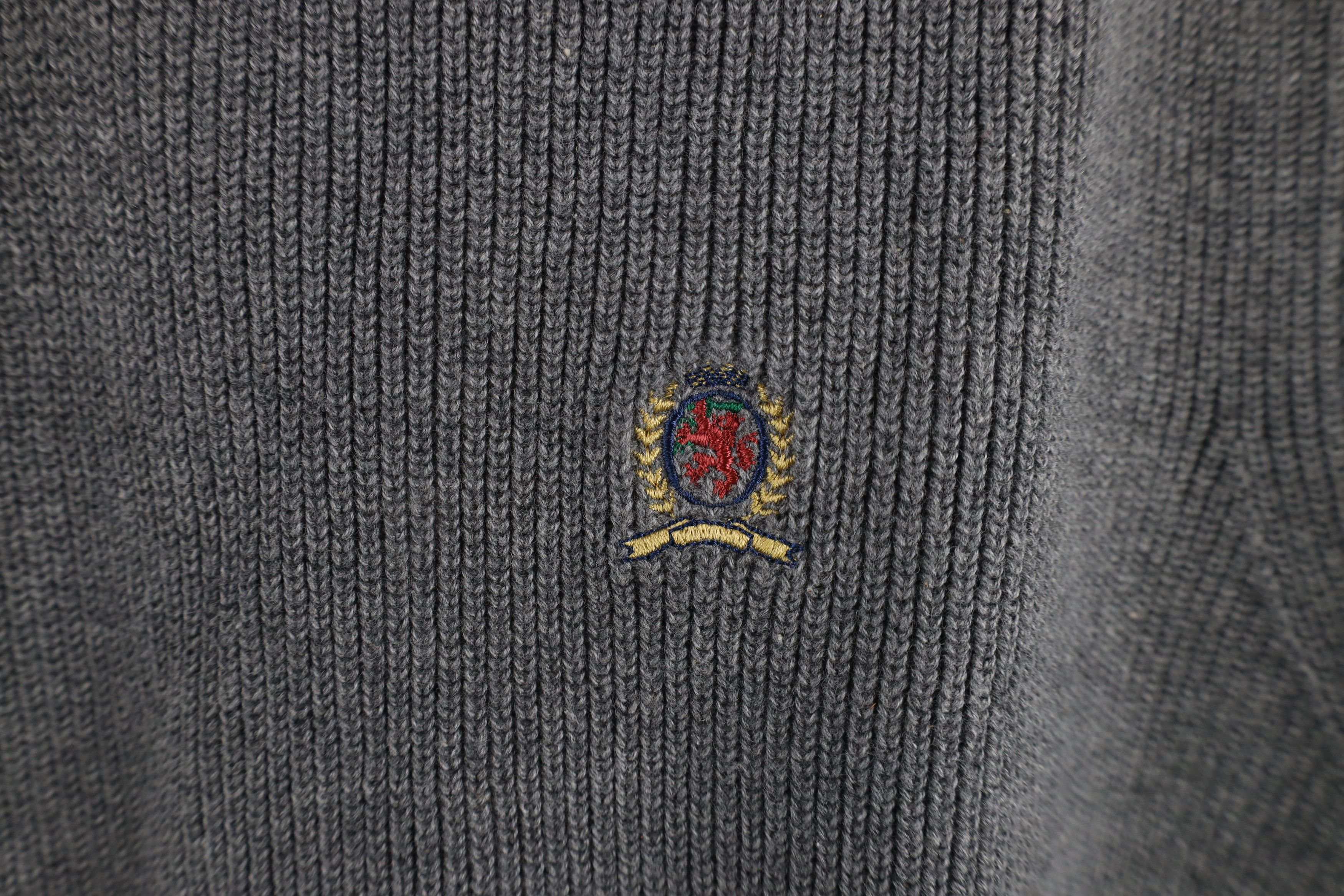Tommy Hilfiger × Vintage Deadstock Vintage 90s Tommy Hilfiger Knit Sweater Vest Gray Size US XL / EU 56 / 4 - 4 Thumbnail