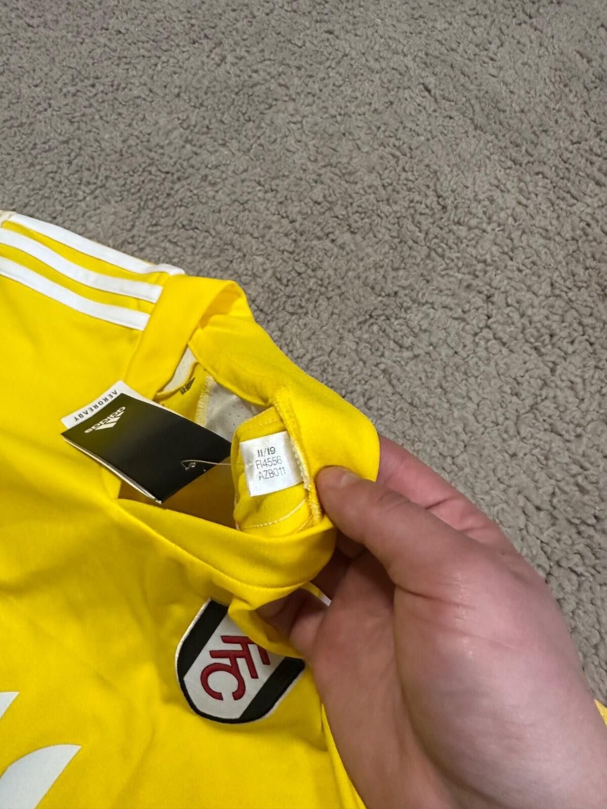 Adidas Adidas Fulham 2021/22 Football Shirt Soccer Jersey Sz M Size US M / EU 48-50 / 2 - 7 Thumbnail