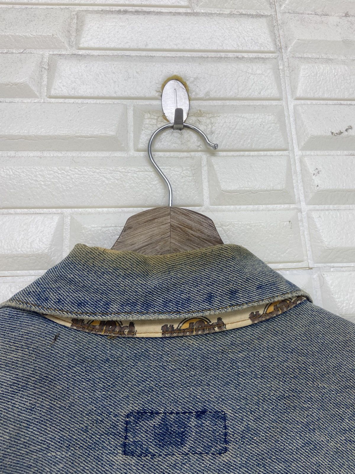 Hard Rock Cafe Vintage Hard Rock Cafe Bangkok Denim Trucker Jacket Size US M / EU 48-50 / 2 - 20 Thumbnail