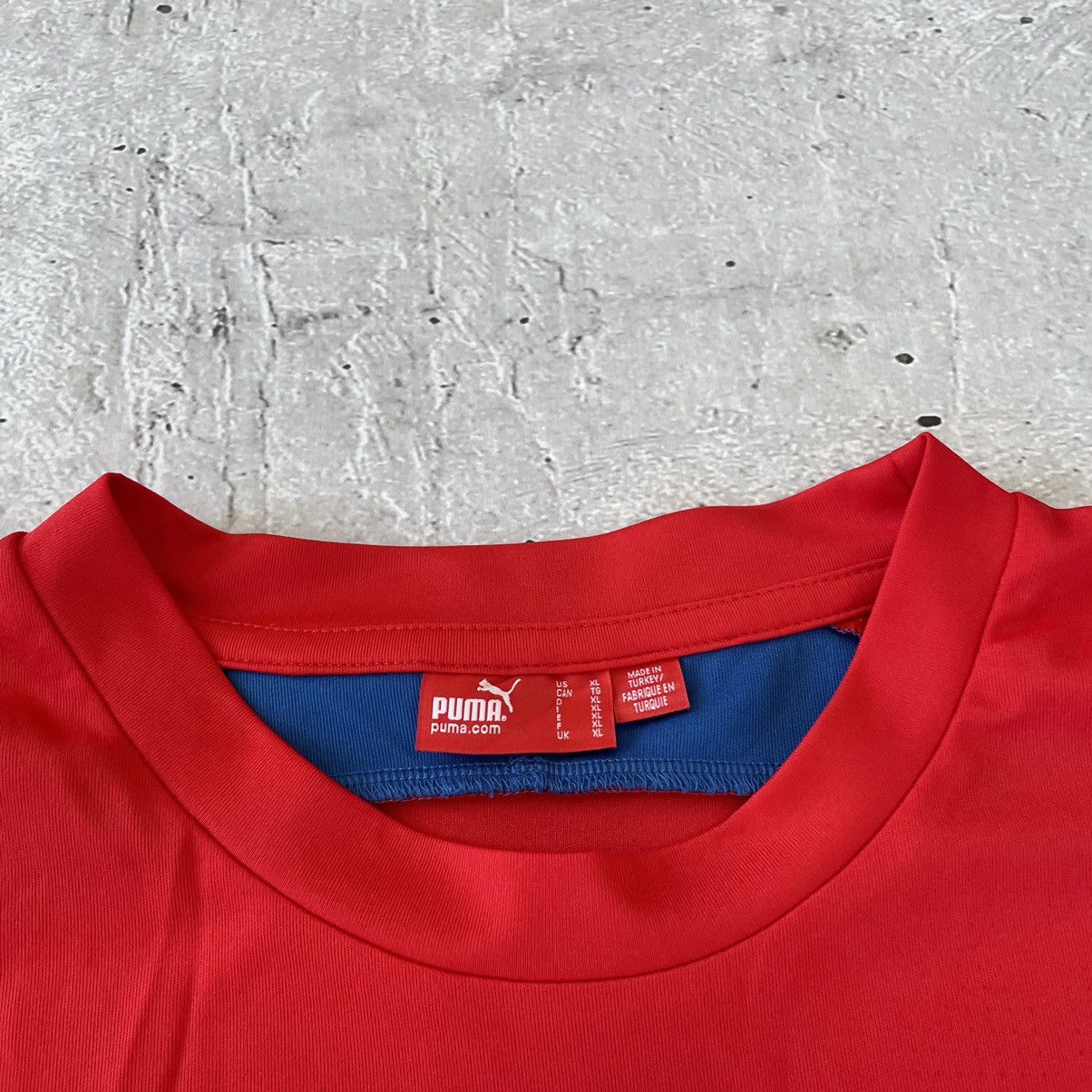 Puma 2006-08 Czech Republic Basic Home Shirt Size US XL / EU 56 / 4 - 7 Thumbnail