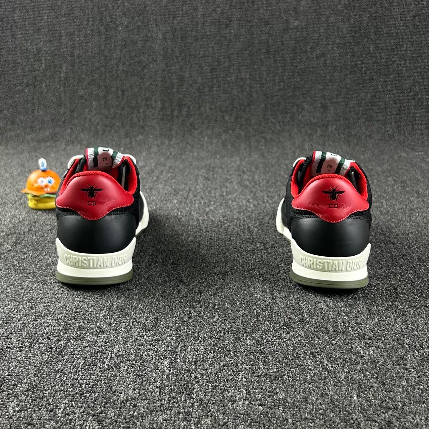Dior Dior Black Red Colorblocked Bee Sneakers EUR 38 Size US 7.5 / IT 37.5 - 5 Thumbnail
