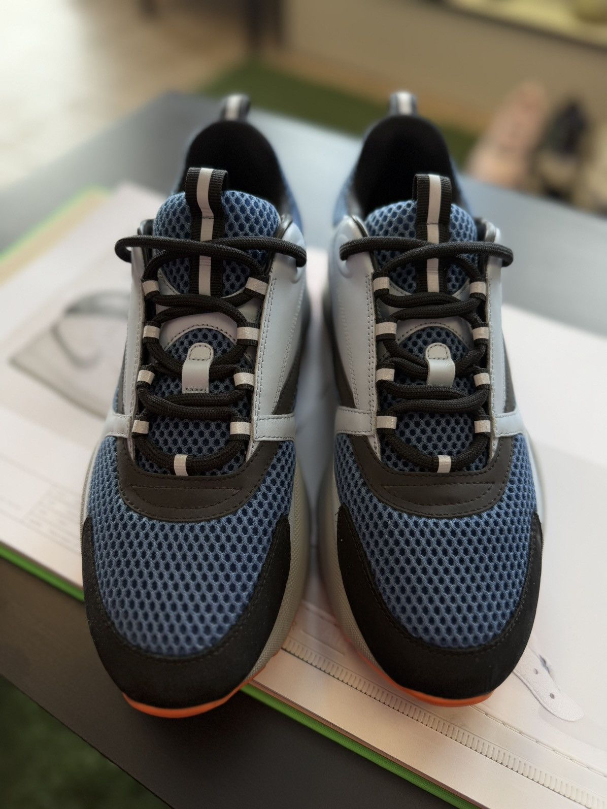 Dior Dior B22 Blue Orange Sneaker Size 44EU/11US Size US 11 / EU 44 - 9 Thumbnail