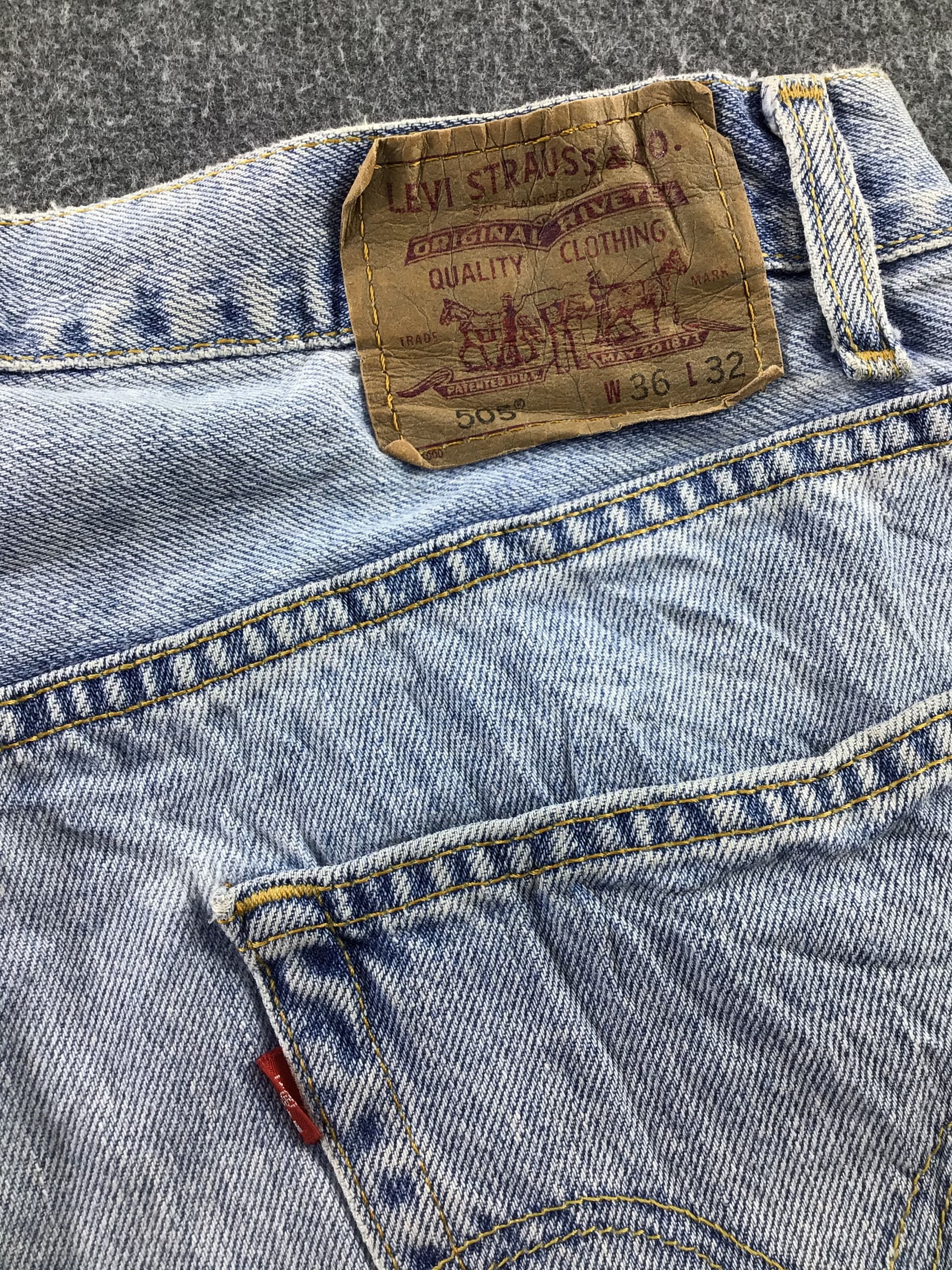 Levi's Vintage Light Wash Levis 505 Jeans-J757 Size US 35 - 5 Thumbnail
