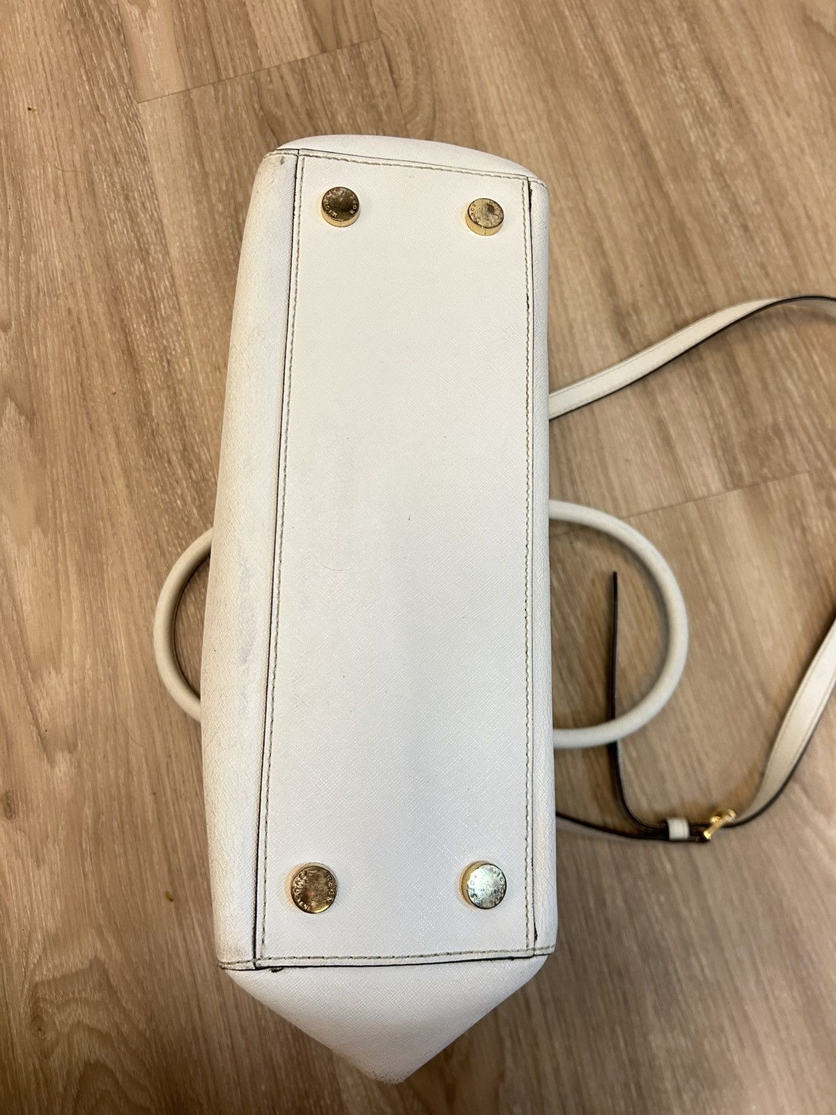 Michael Kors Michael Kors White Saffiano Leather Sutton Medium Satchel Size ONE SIZE - 5 Thumbnail