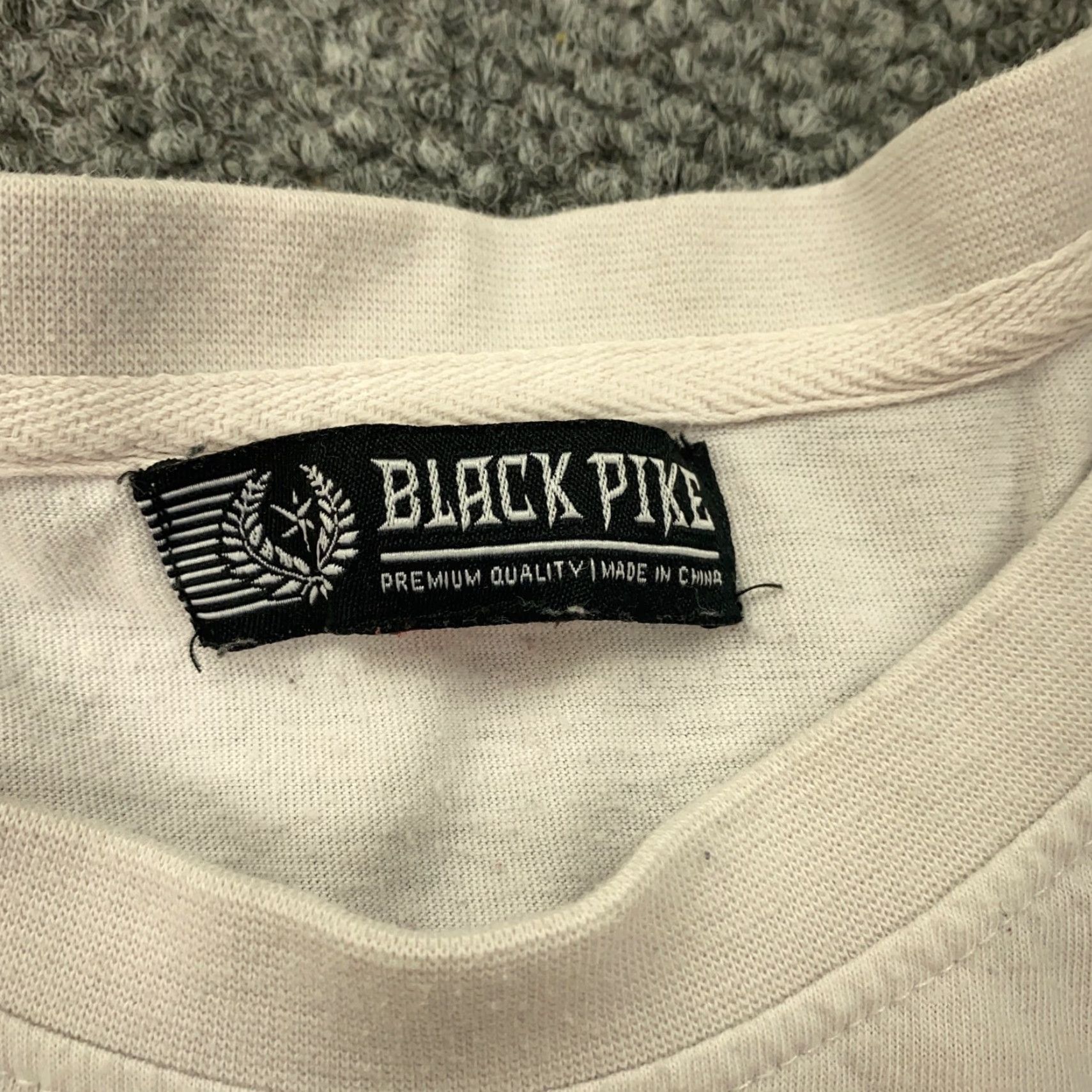 Vintage Black Pike Tee Mens 5XL White Hip Hop Patchwork Bear Streetwear Urban Shirt Size US XXL / EU 58 / 5 - 5 Thumbnail
