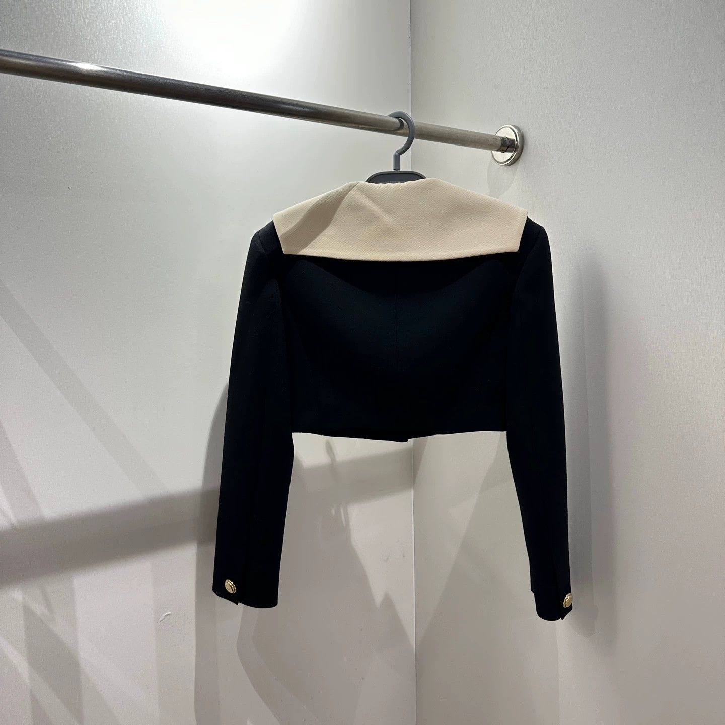 Miu Miu MIU MIU Lapel Bicolor Black White Short Jacket 38 Size XS / US 0-2 / IT 36-38 - 2 Thumbnail