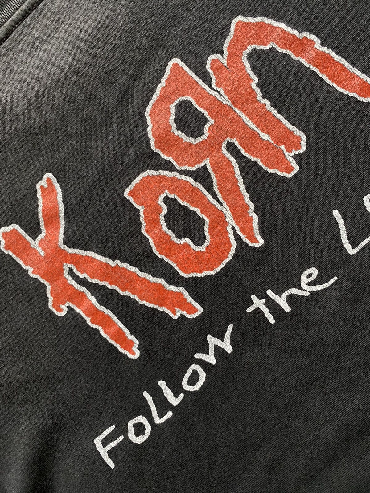 Vintage Vintage Korn Follow The Leader Tshirt 90s Size US L / EU 52-54 / 3 - 7 Thumbnail