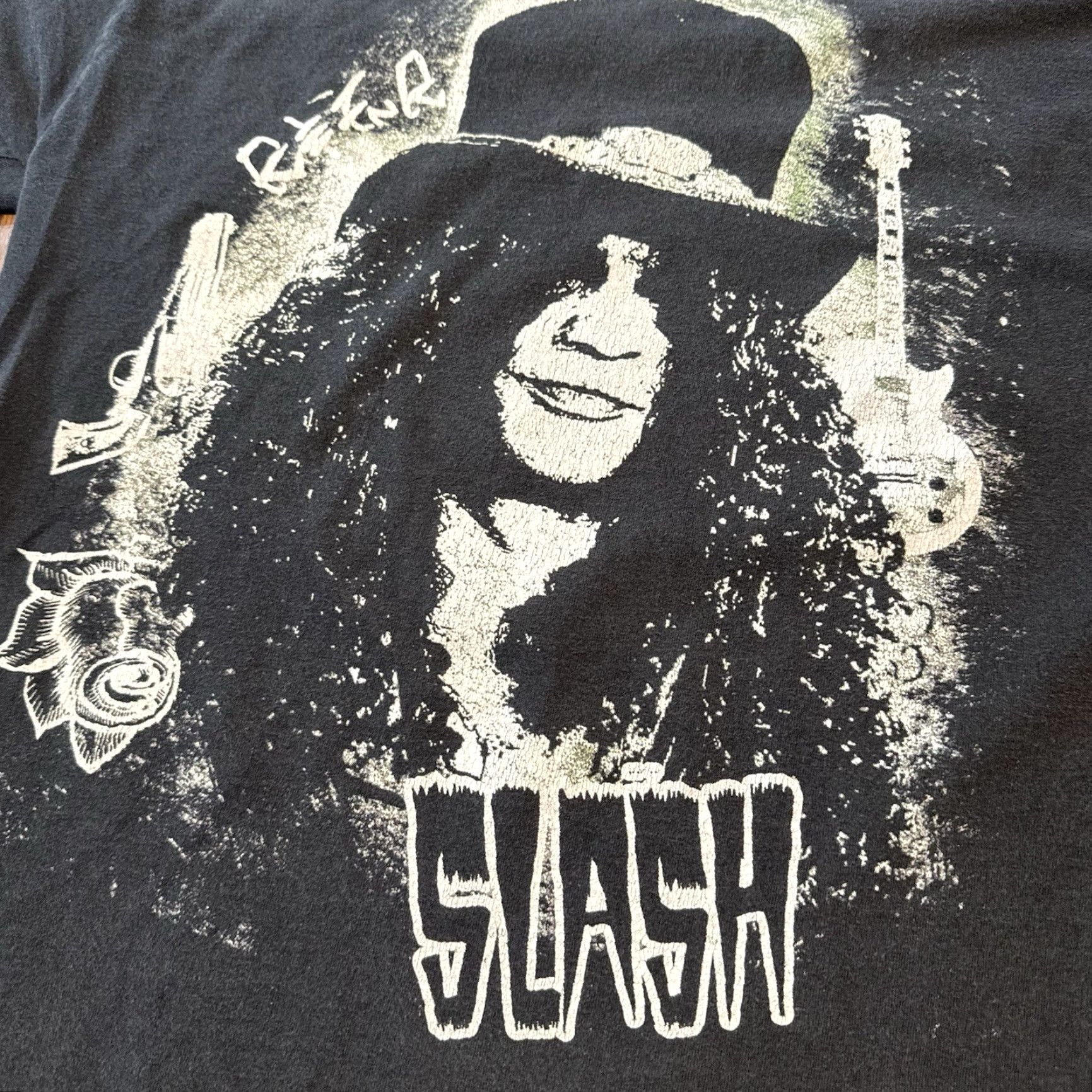Hanes VINTAGE Hanes Slash Guns & Roses R&FN'R T Shirt Large L Men Crew Neck Graphic Tee Rock N Roll Black Cotton Short Sleeve Size US L / EU 52-54 / 3 - 4 Thumbnail