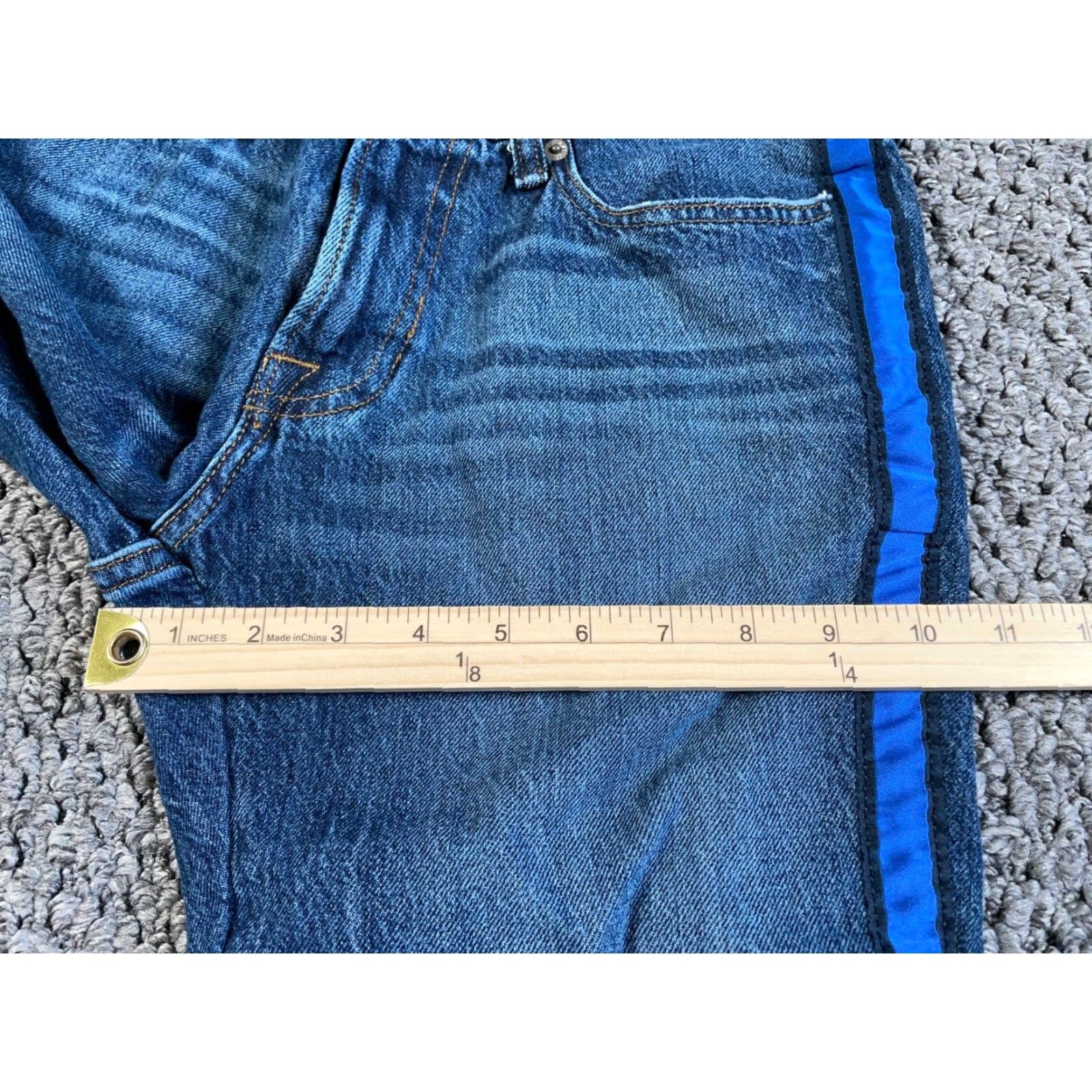 Abercrombie & Fitch VINTAGE Abercrombie & Fitch Jeans Slim 30 x 28 Blue Denim Striped 90s Hipster Mens Jeans (5-Pocket) Short Version: 30 in Inseam 28 in Size US 30 / EU 46 - 7 Thumbnail