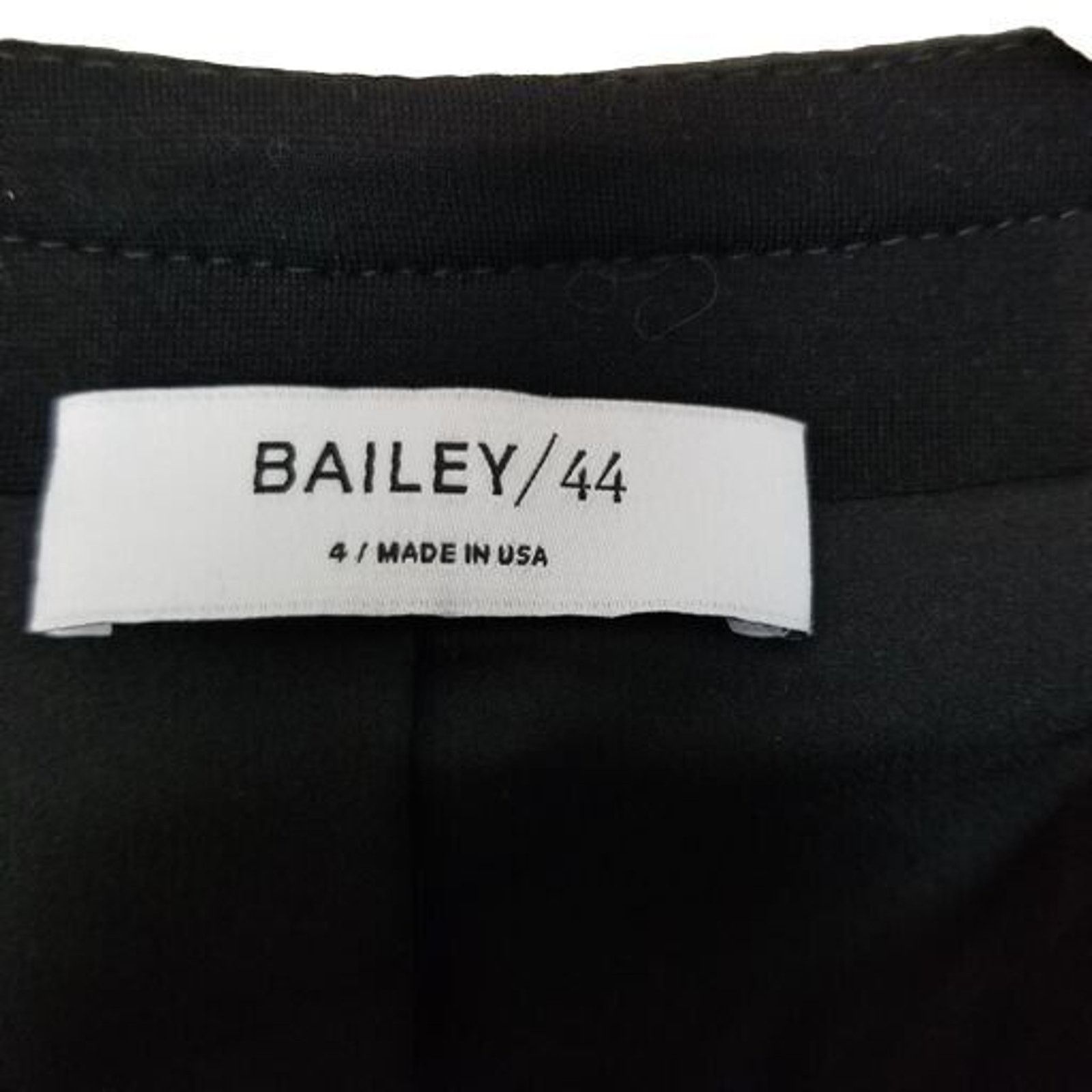 Bailey 44 Bailey 44 Womens Textured Crop Blazer Full Zip Career Corp 4 Size S / US 4 / IT 40 - 6 Thumbnail