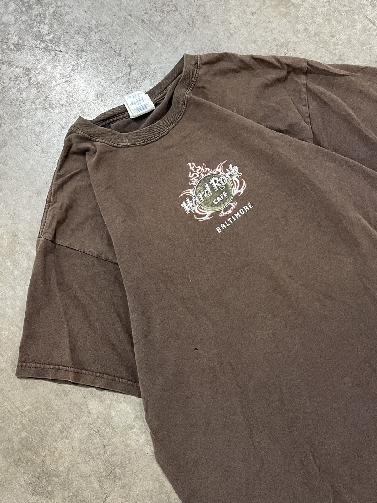 Vintage Y2k Hard Rock Cafe mocha brown grunge tee skater hype grunge Size US XL / EU 56 / 4 - 5 Thumbnail