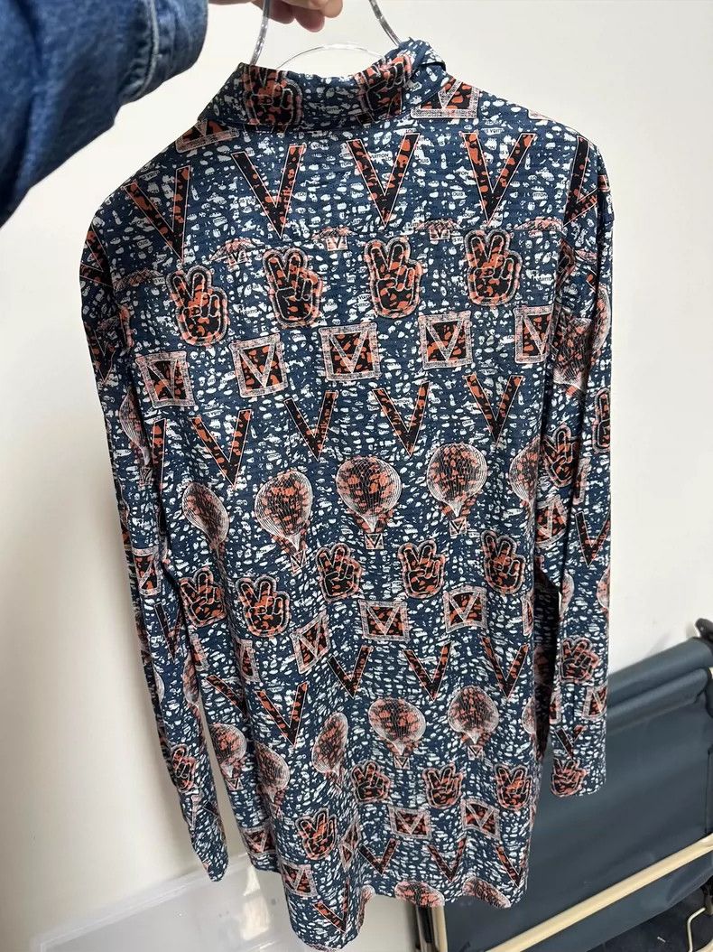 Louis Vuitton Louis Vuitton Gesture logo shirt Size US XXL / EU 58 / 5 - 3 Thumbnail