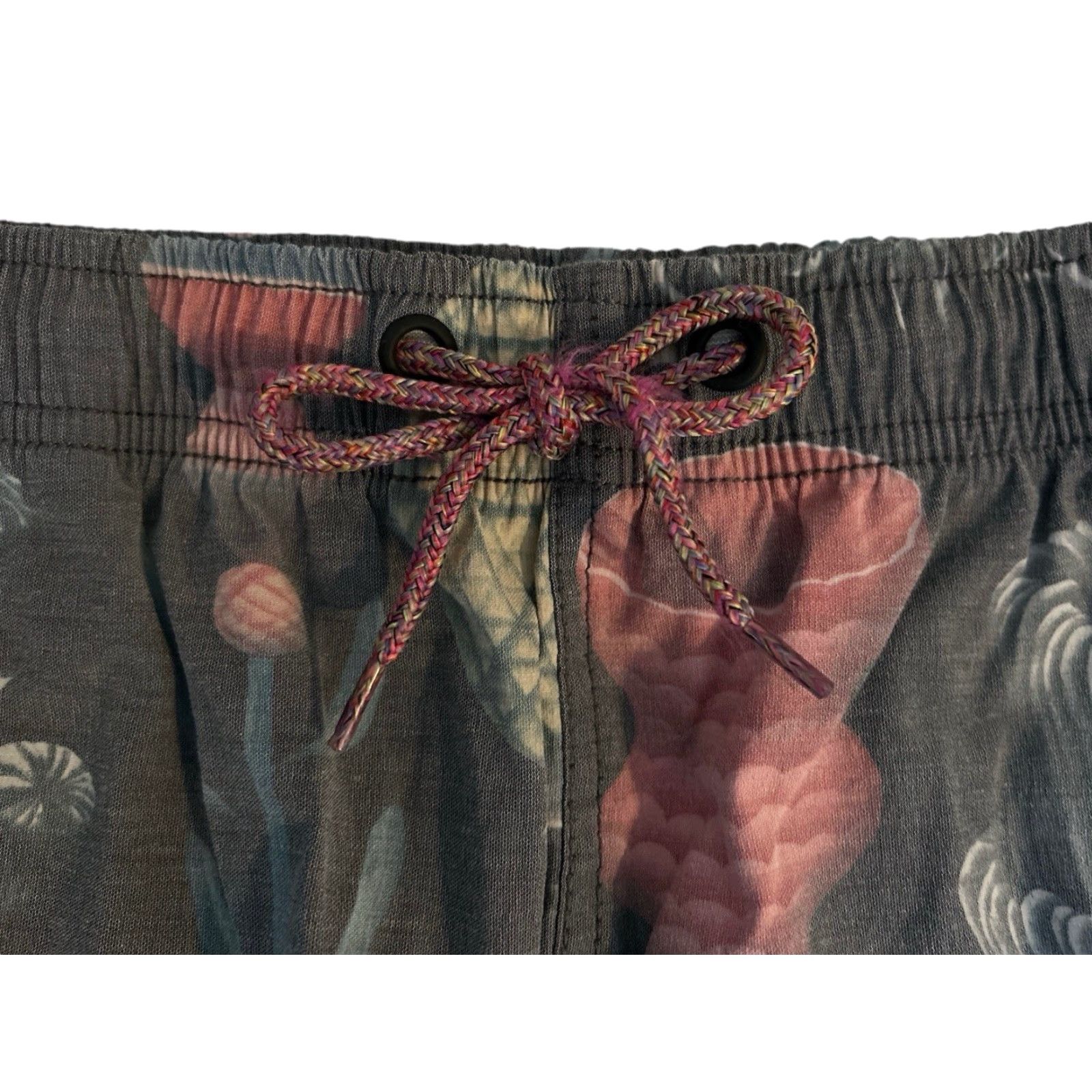 Deus Ex Machina deus ex machina swim trunks mens XL Black Trunks 18" waist 12" rise 7.5" inseam 12" leg opening good used GUC Vintage? (no, not vintage). Size US 36 / EU 52 - 4 Thumbnail
